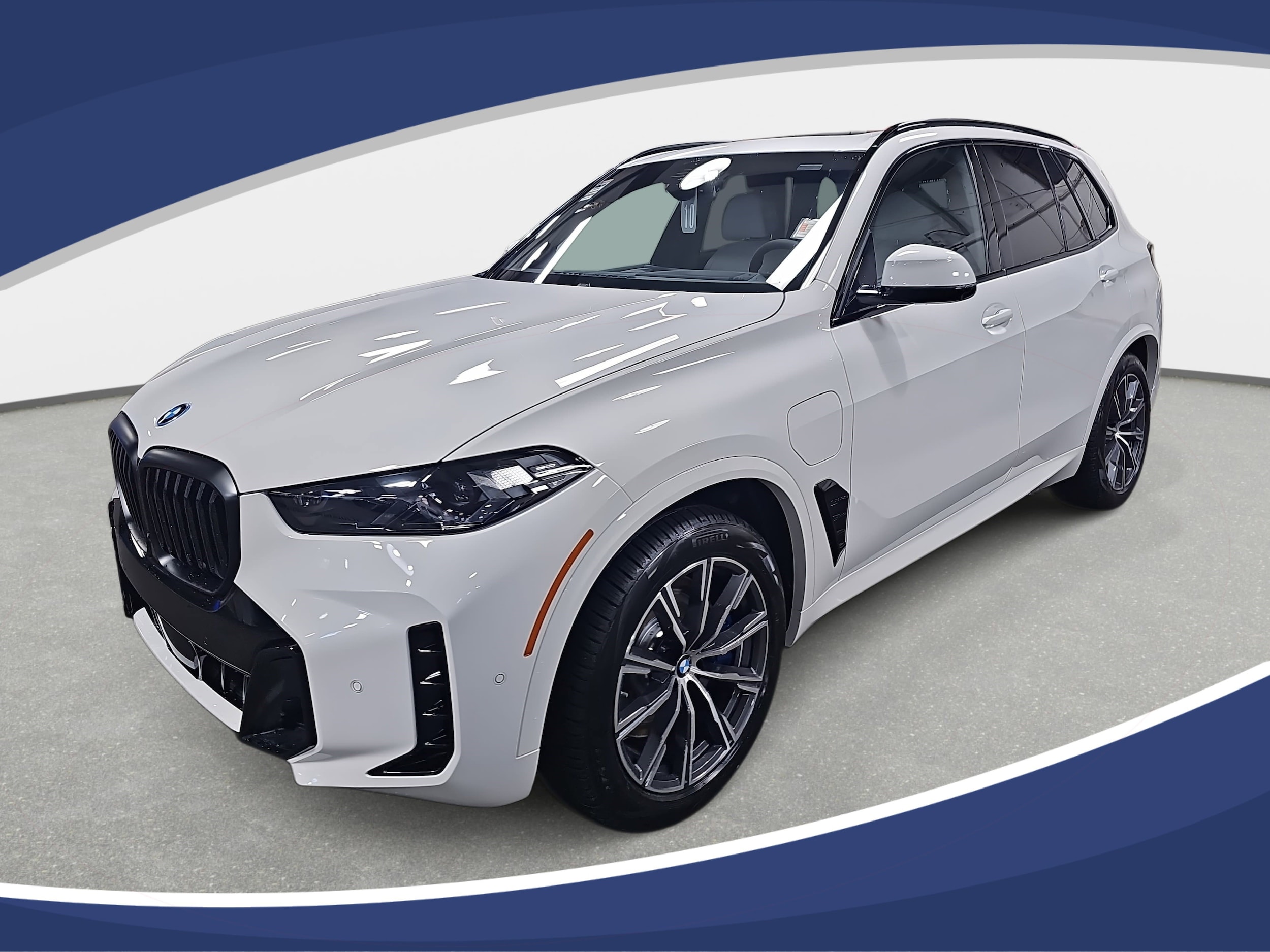 2026 BMW X5 50e's photo