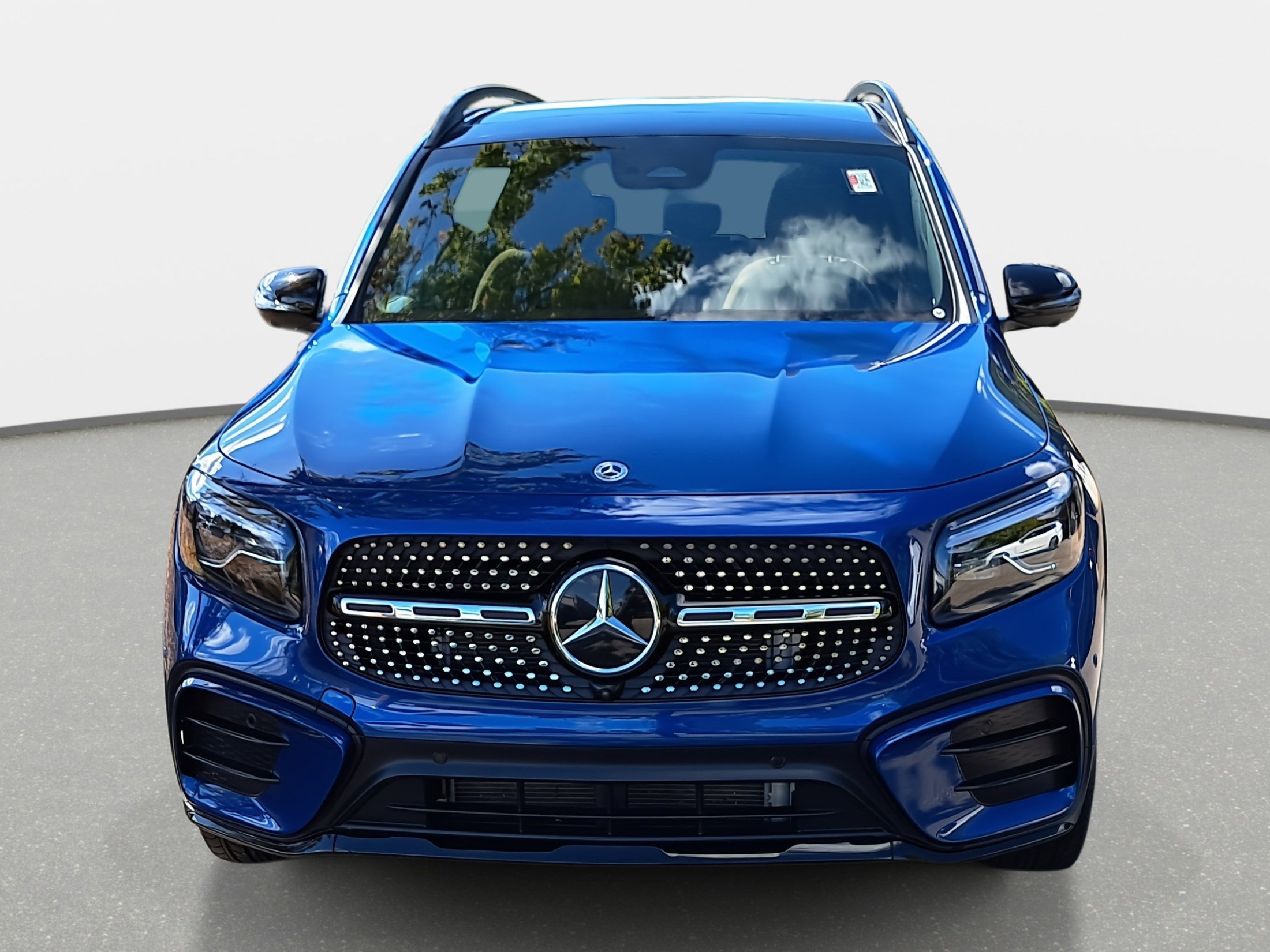 2025 Mercedes Benz GLB 250 4MATIC photo 2