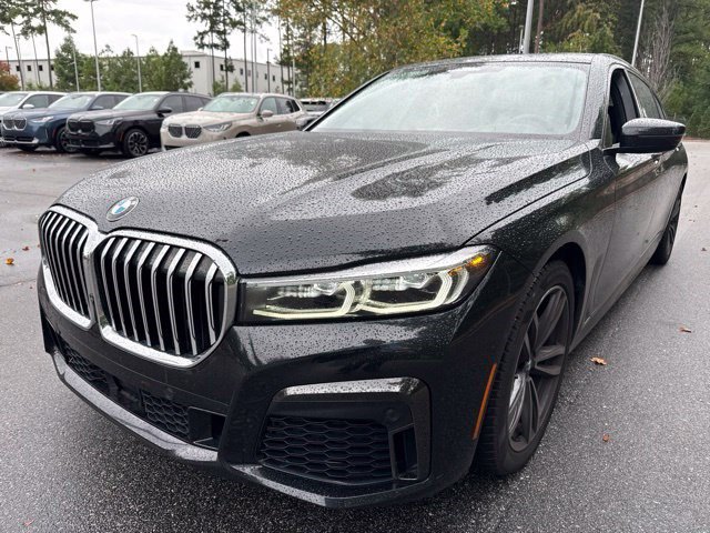 Used 2022 BMW 750i xDrive Sedan