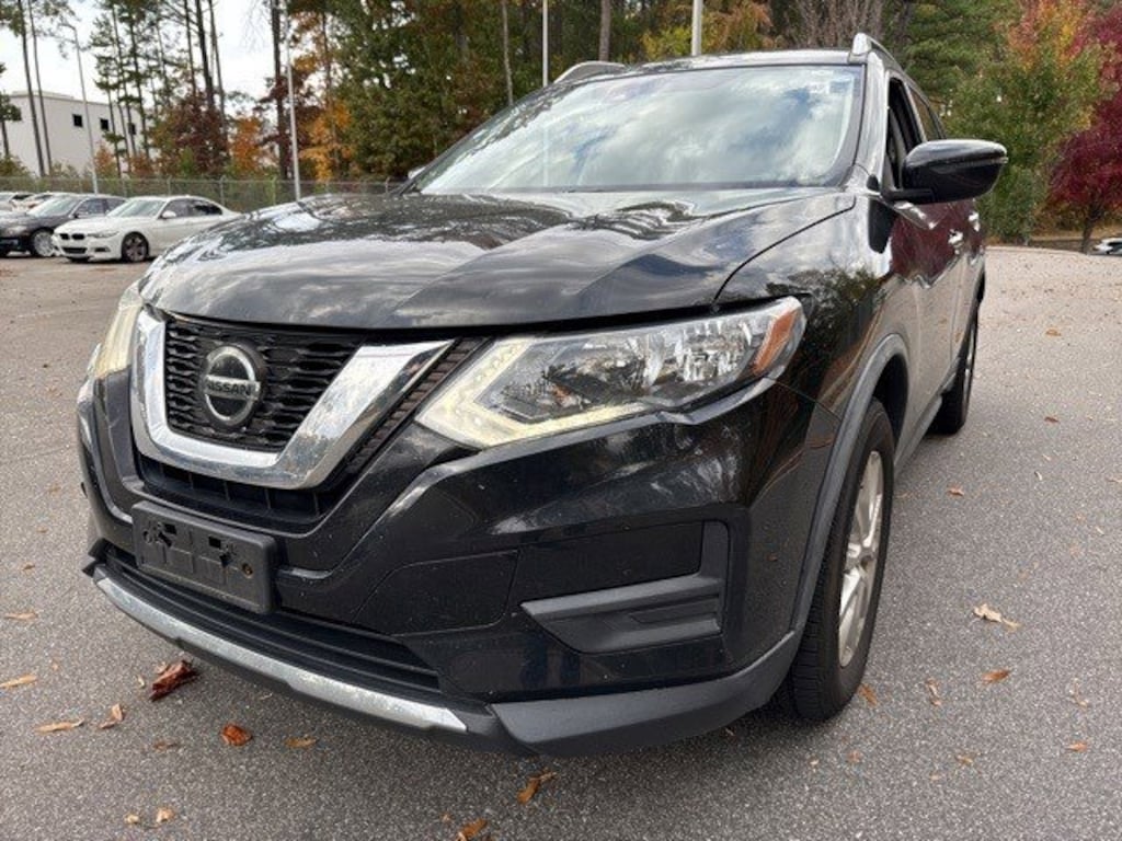 Used 2019 Nissan Rogue SV SUV