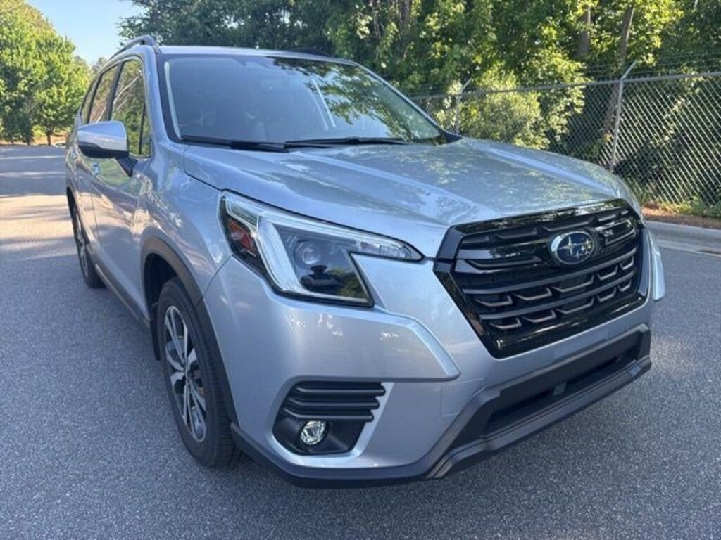 Used 2024 Subaru Forester Limited SUV