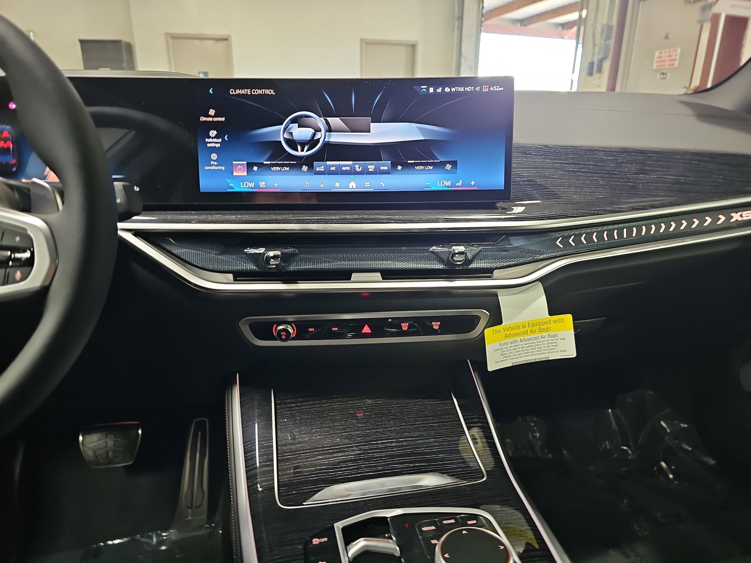 2026 BMW X5 40i - Photo 22
