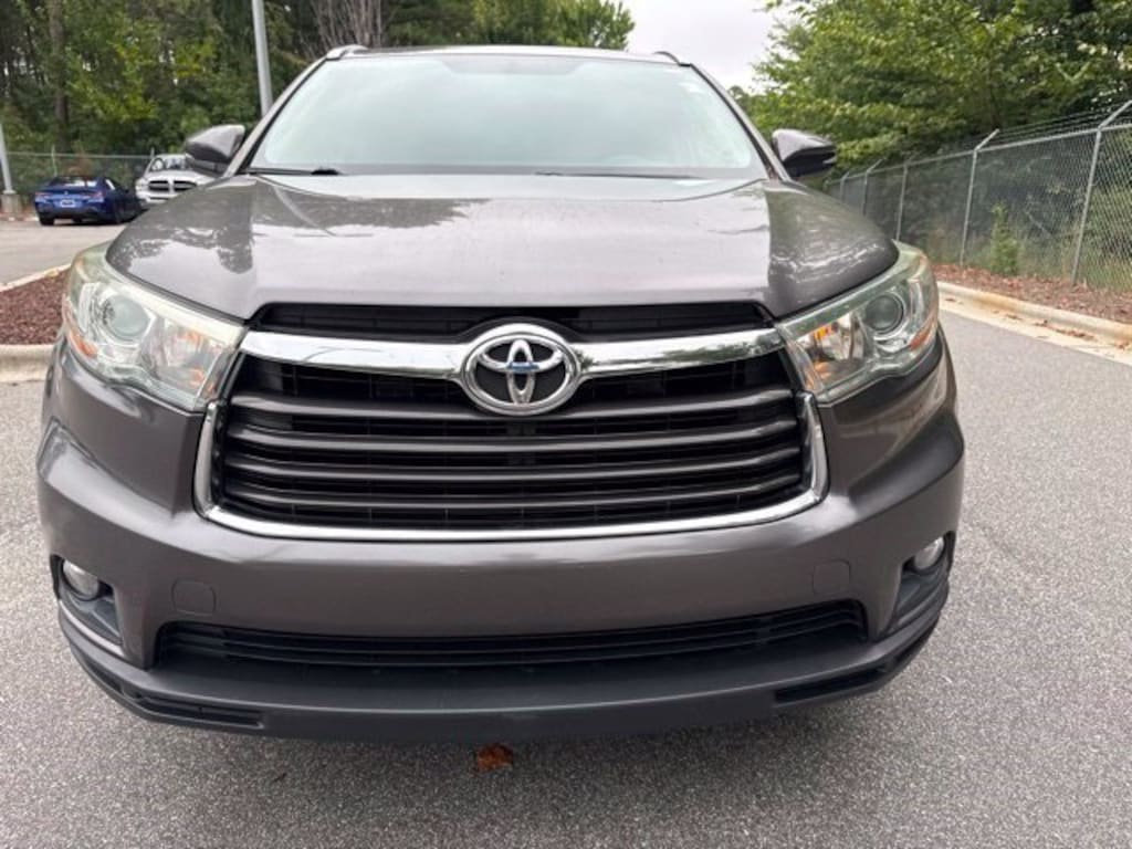 Used 2015 Toyota Highlander XLE V6 SUV