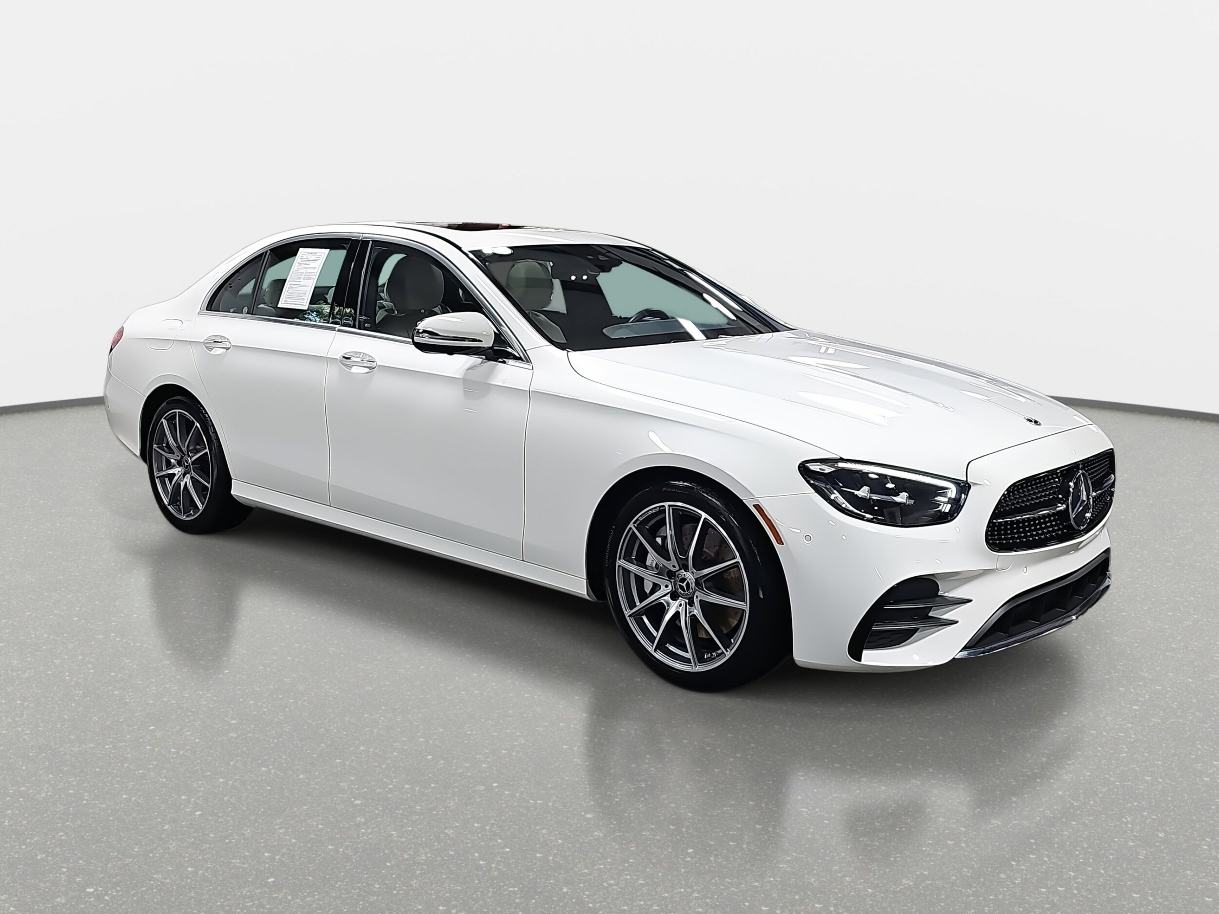 2022 Mercedes Benz E 350 Sedan photo 3