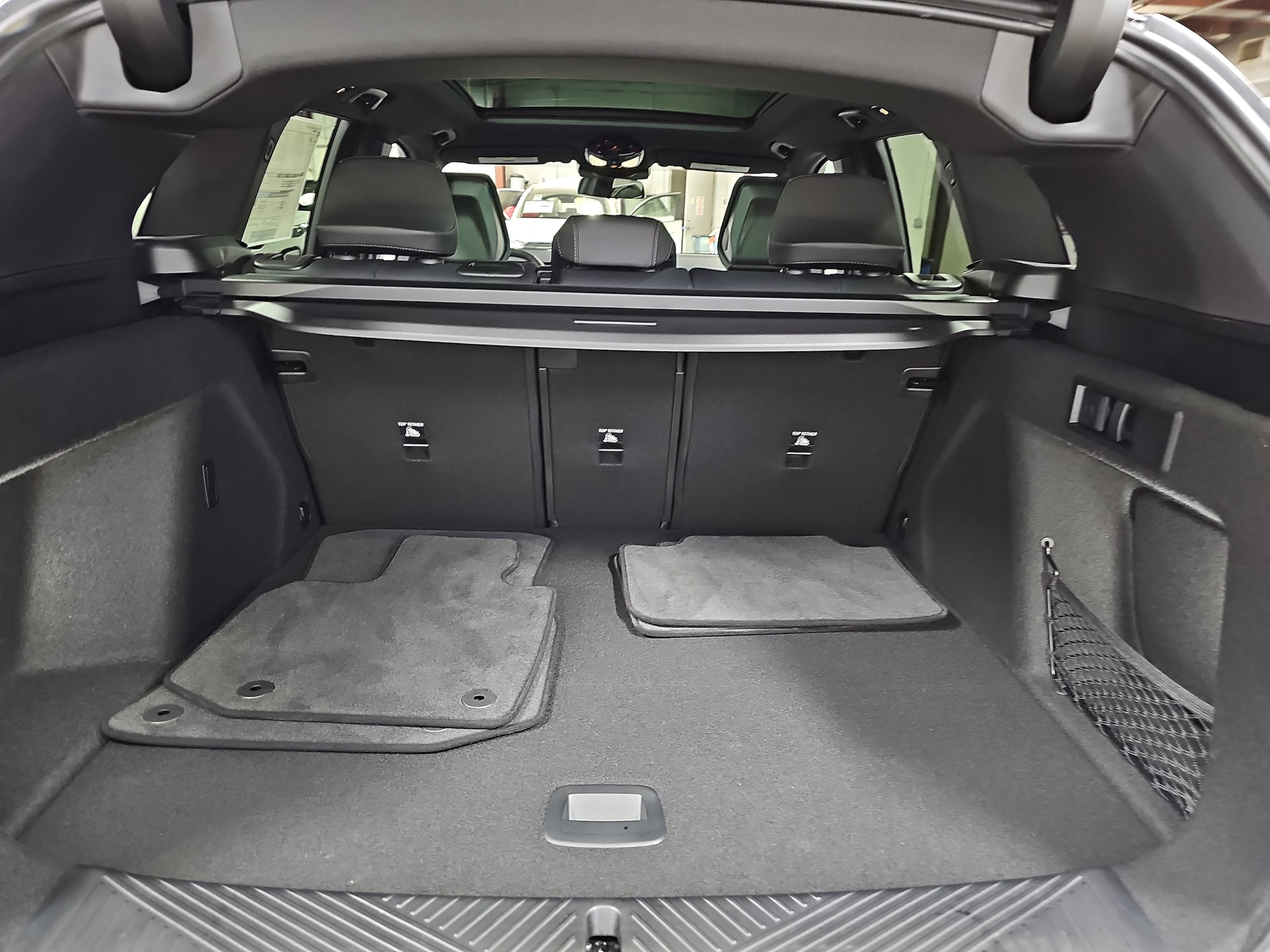 2026 BMW X3 30 - Photo 13