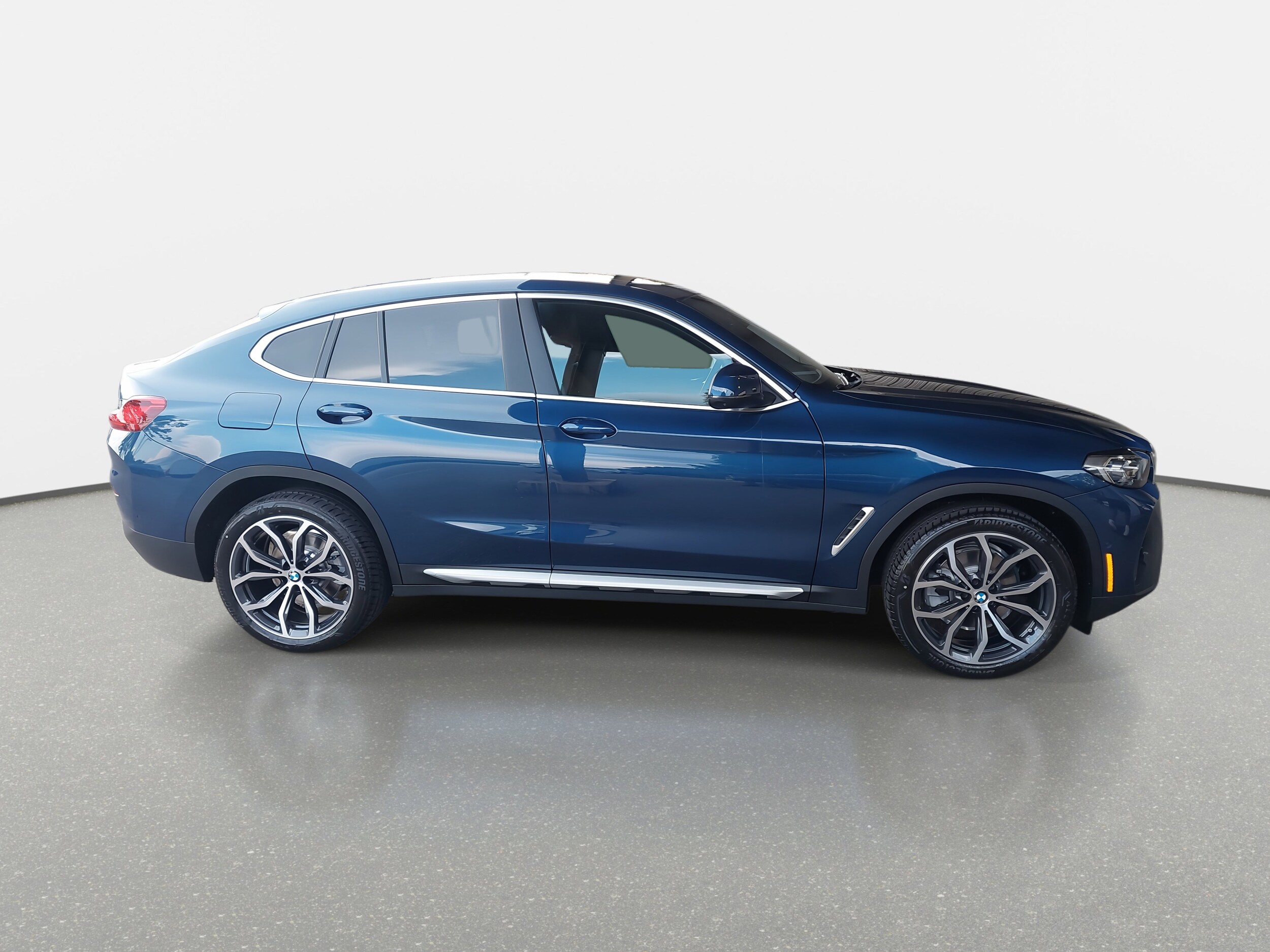 2025 Bmw X4 xDrive30i photo 4