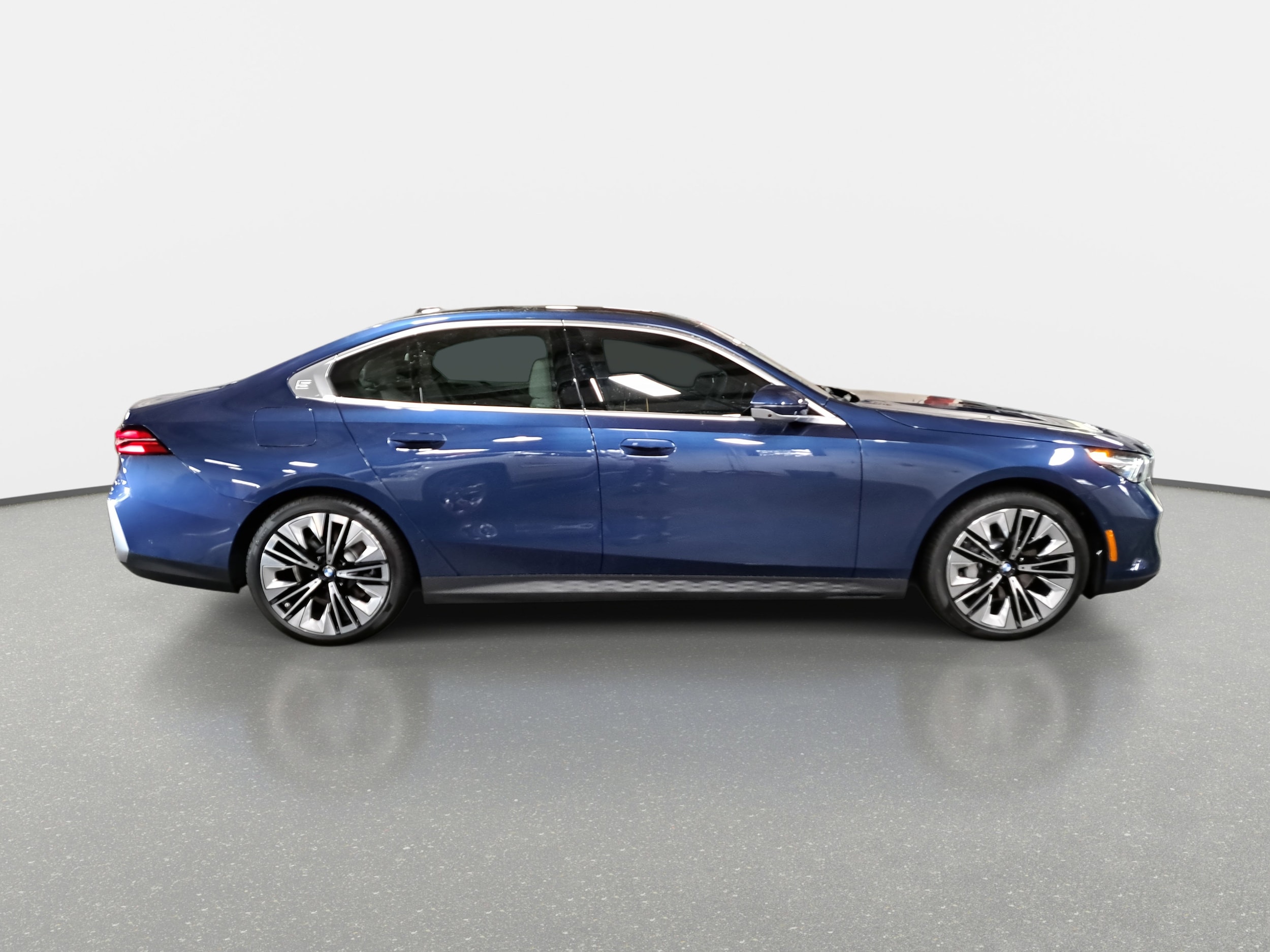 2026 BMW 5 Series 530i