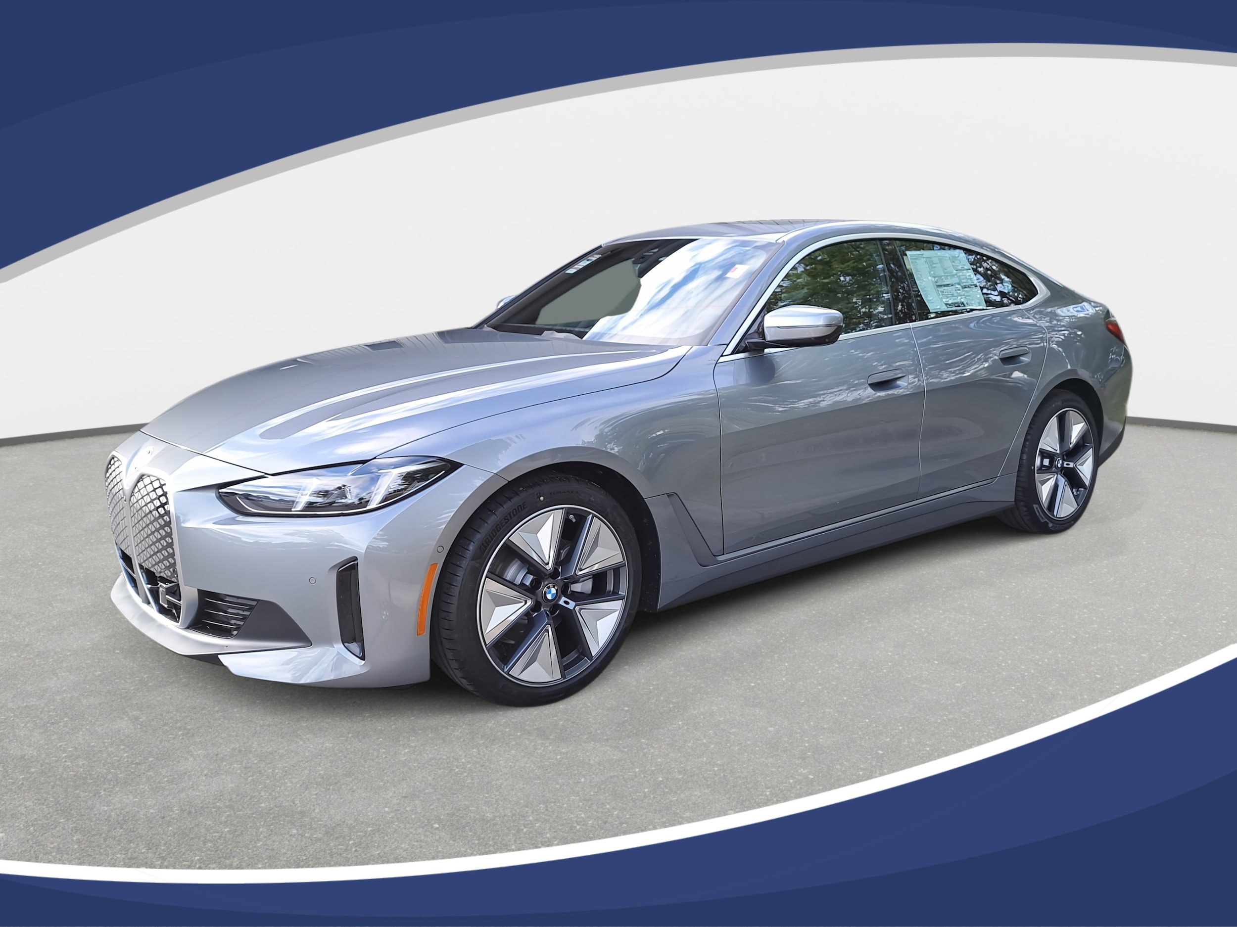 2025 BMW i4 40's photo