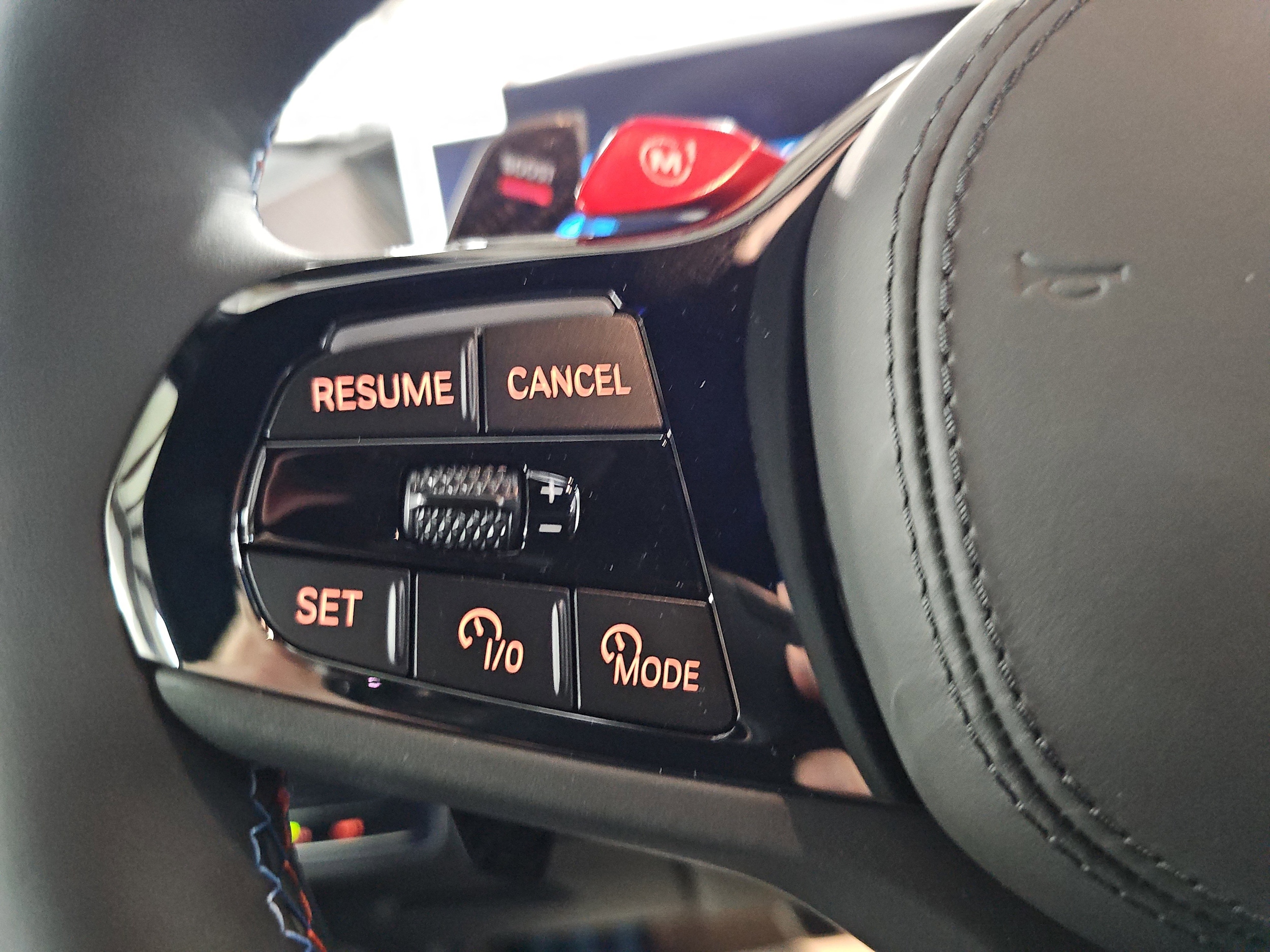 2026 BMW XM Base - Photo 18