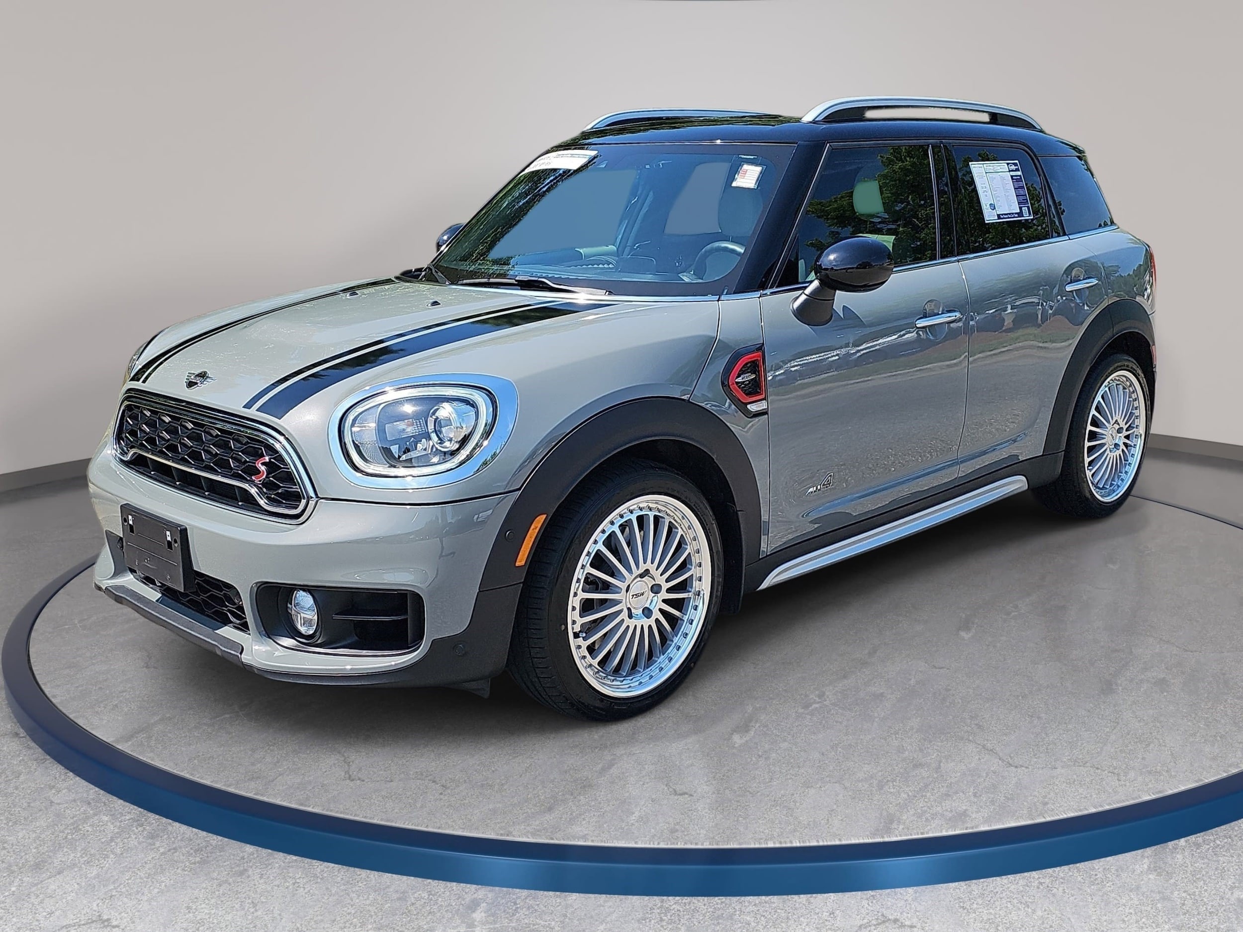 2019 MINI Countryman Cooper S ALL4 Iconic's photo