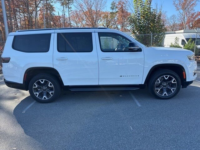 2024 Jeep Wagoneer Series III photo 3