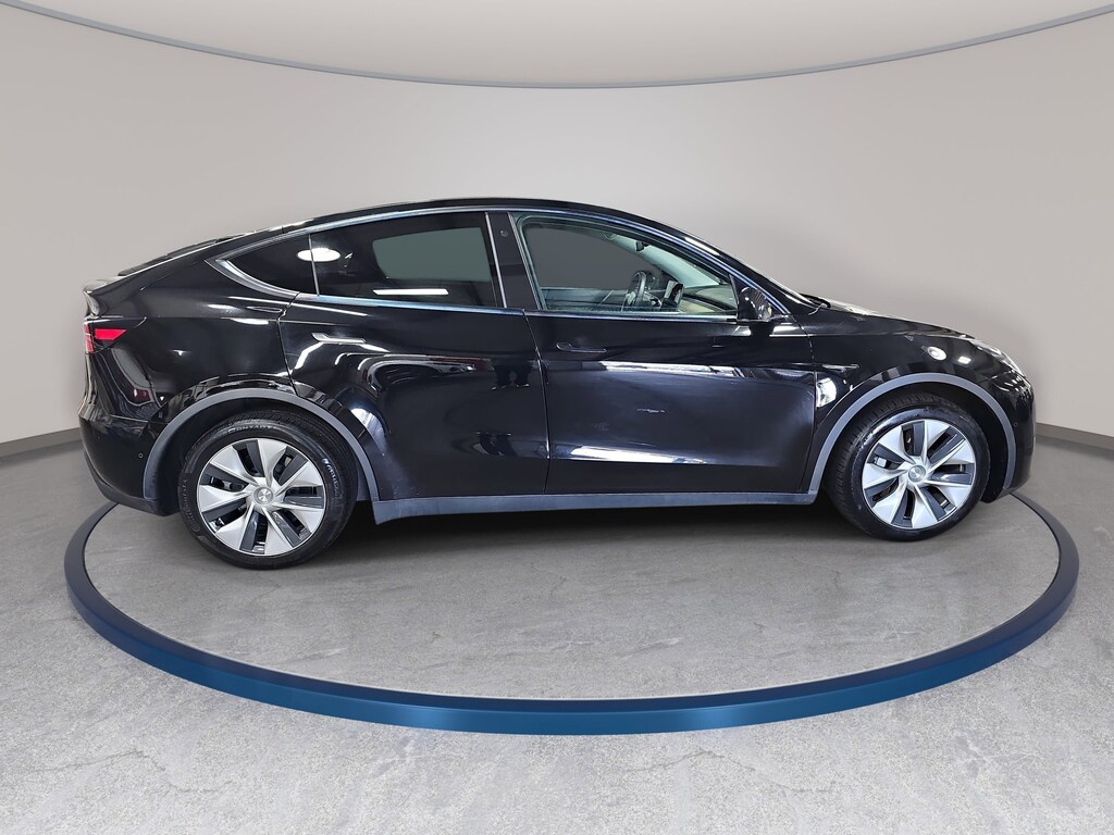Used 2022 Tesla Model Y Long Range SUV