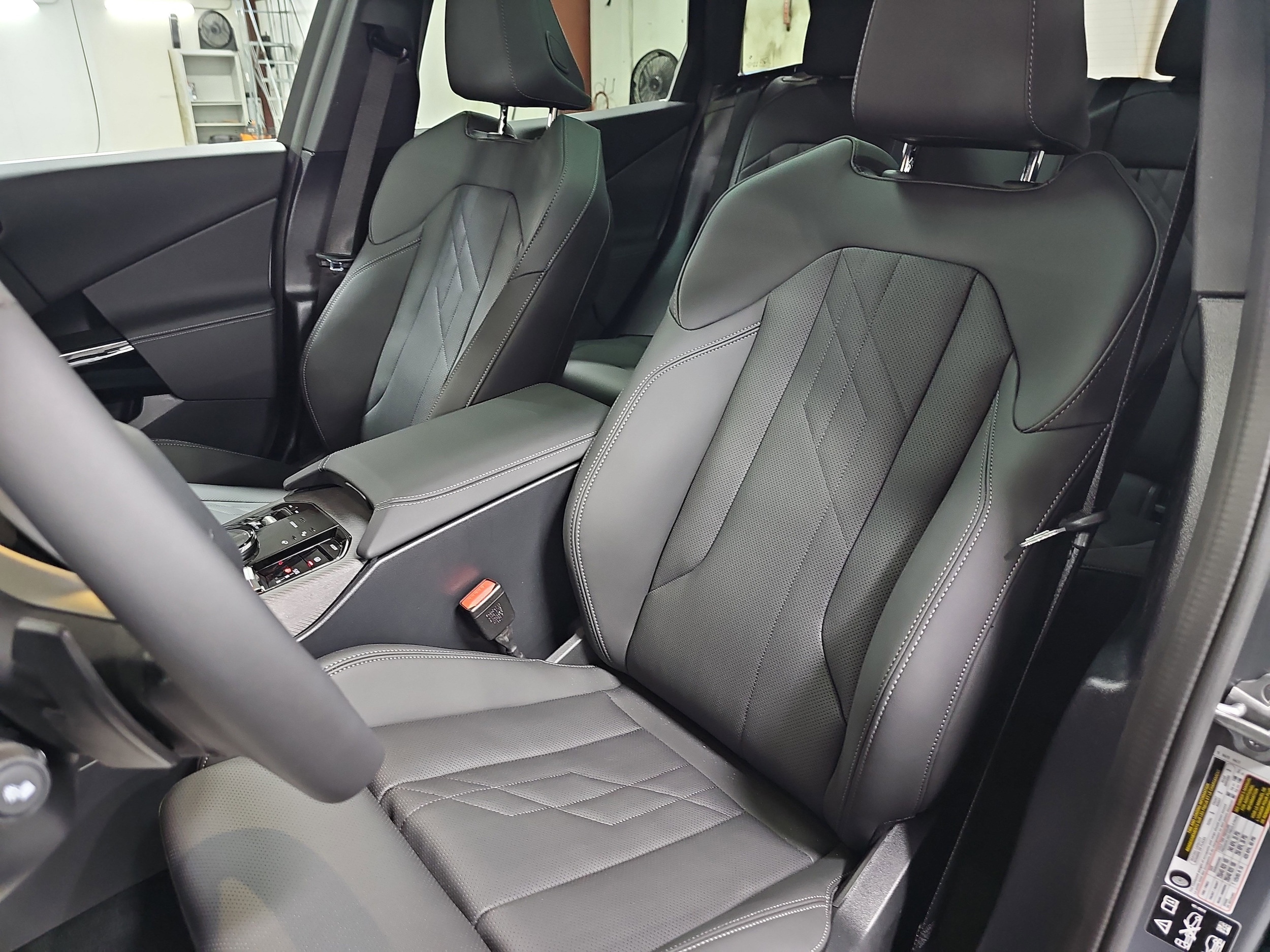 2026 BMW X3 30 - Photo 16
