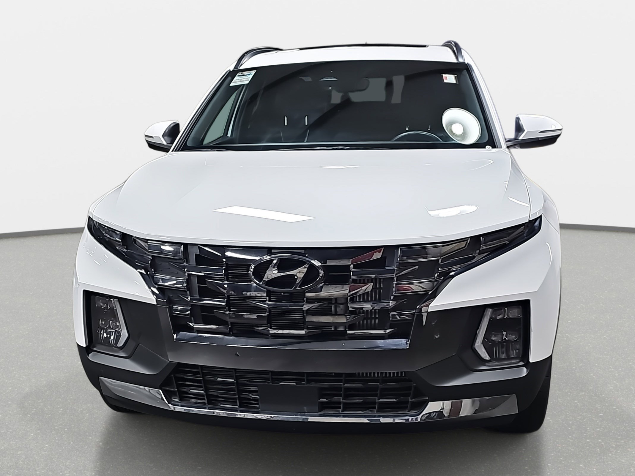 2022 Hyundai Santa Cruz Limited photo 2