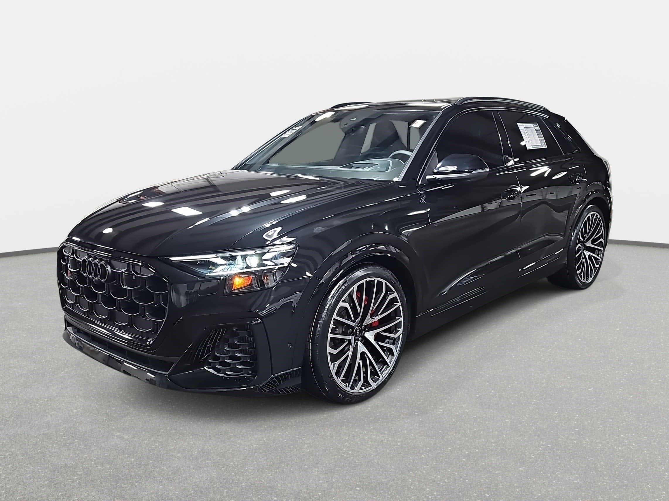 2024 Audi SQ8 Prestige's photo