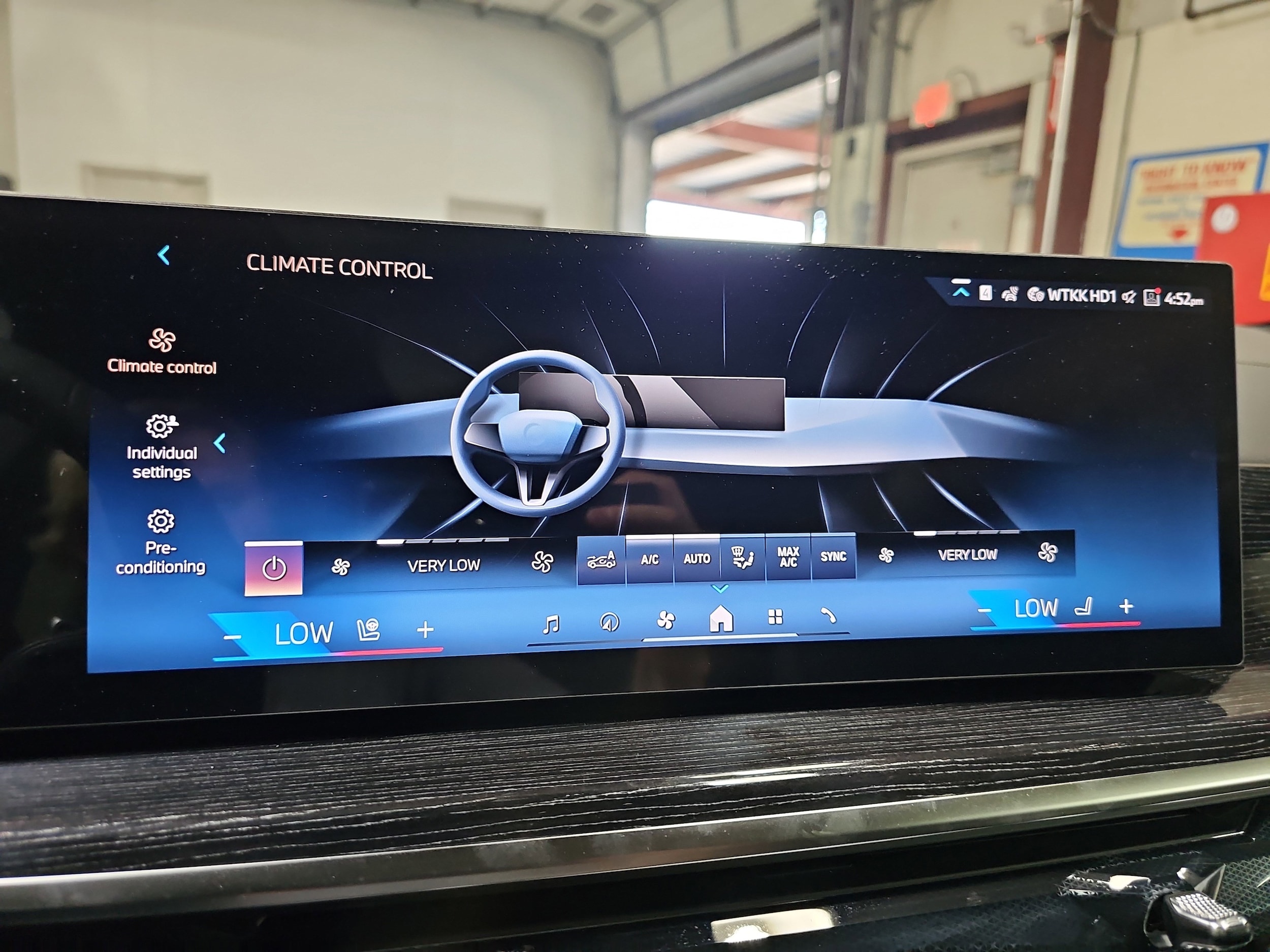 2026 BMW X5 40i - Photo 23