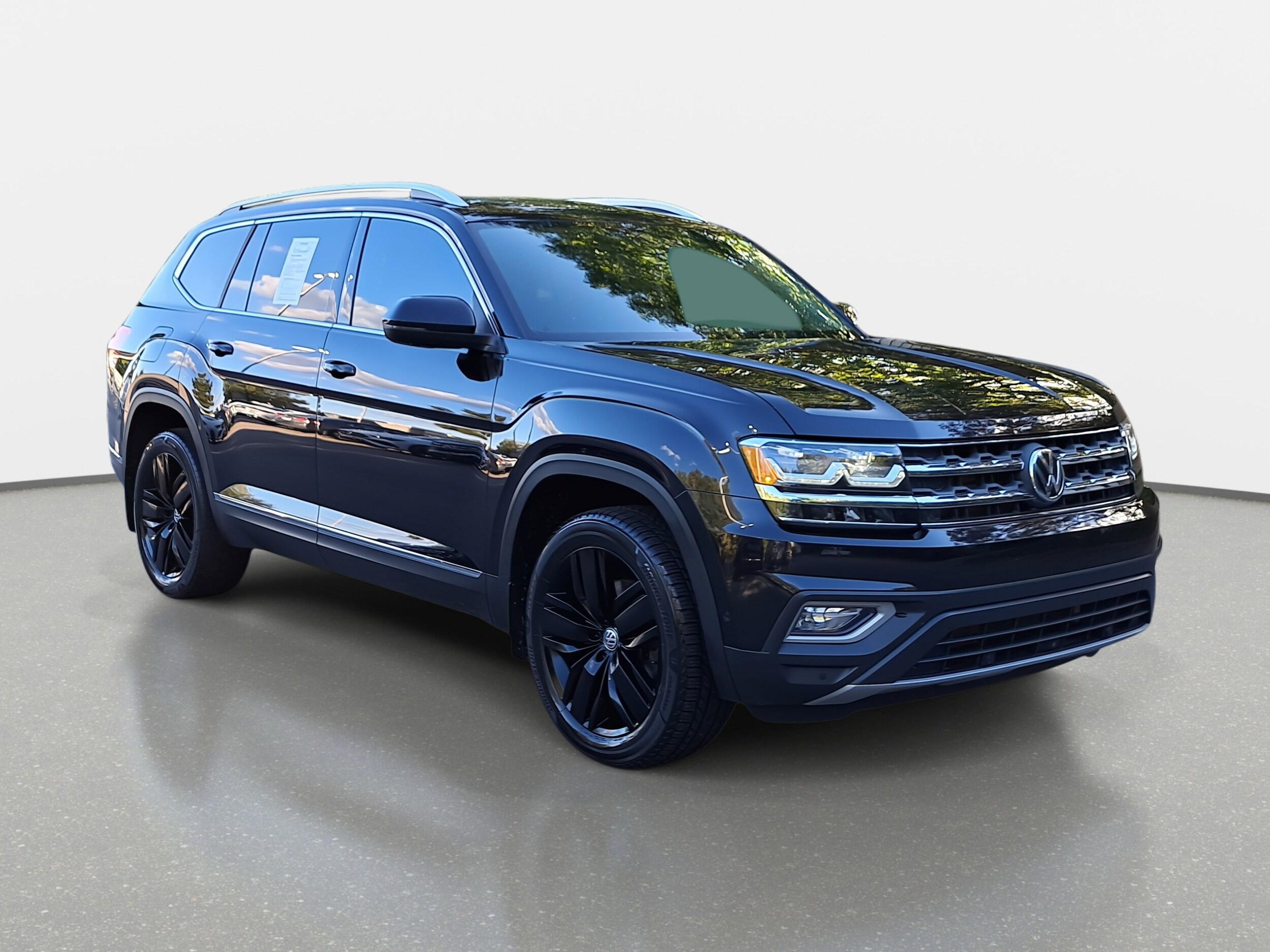 2018 Volkswagen Atlas V6 SEL Premium photo 2
