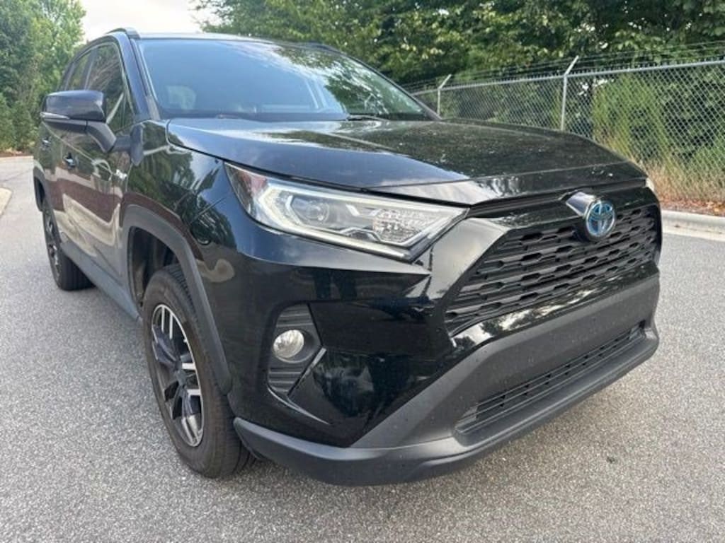 Used 2019 Toyota RAV4 Hybrid XLE SUV