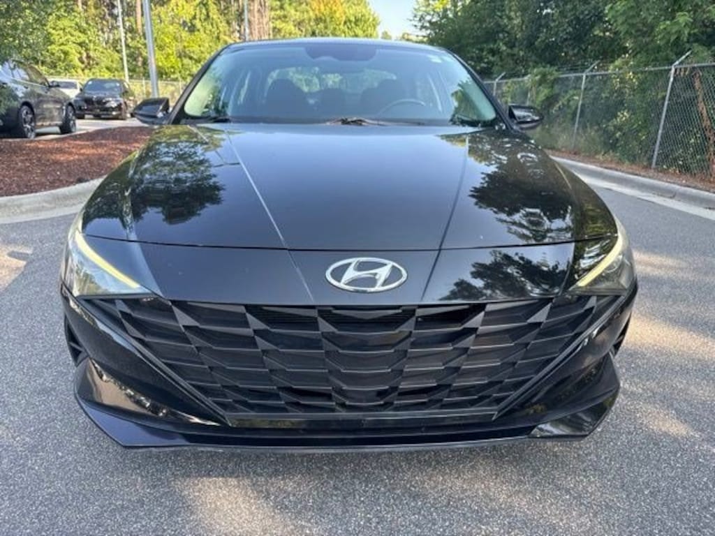 Used 2021 Hyundai Elantra SEL Sedan