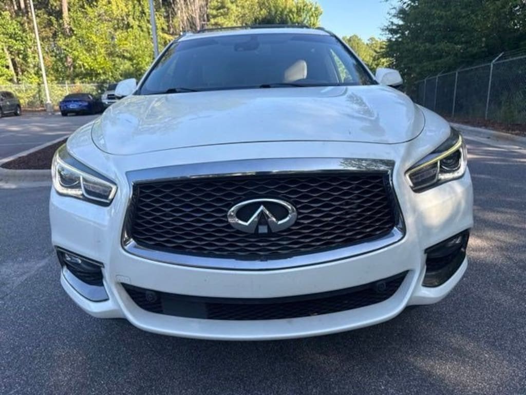 Used 2019 INFINITI QX60 LUXE SUV