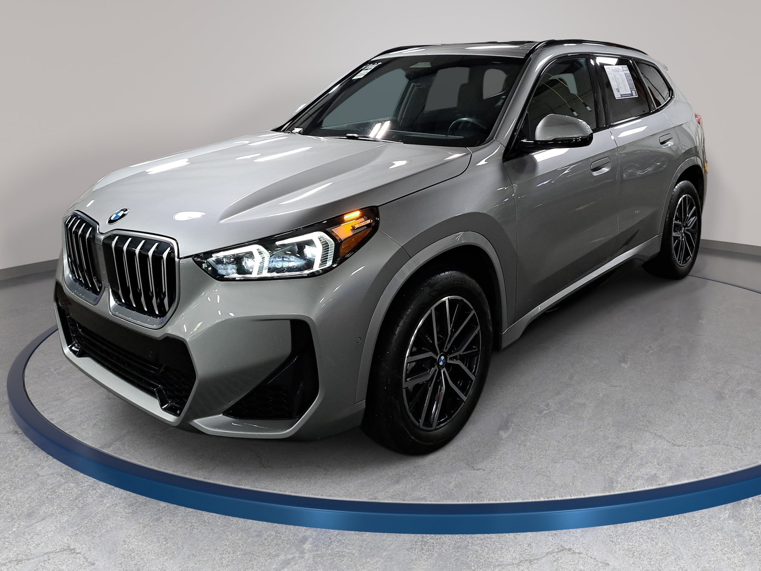2023 BMW X1