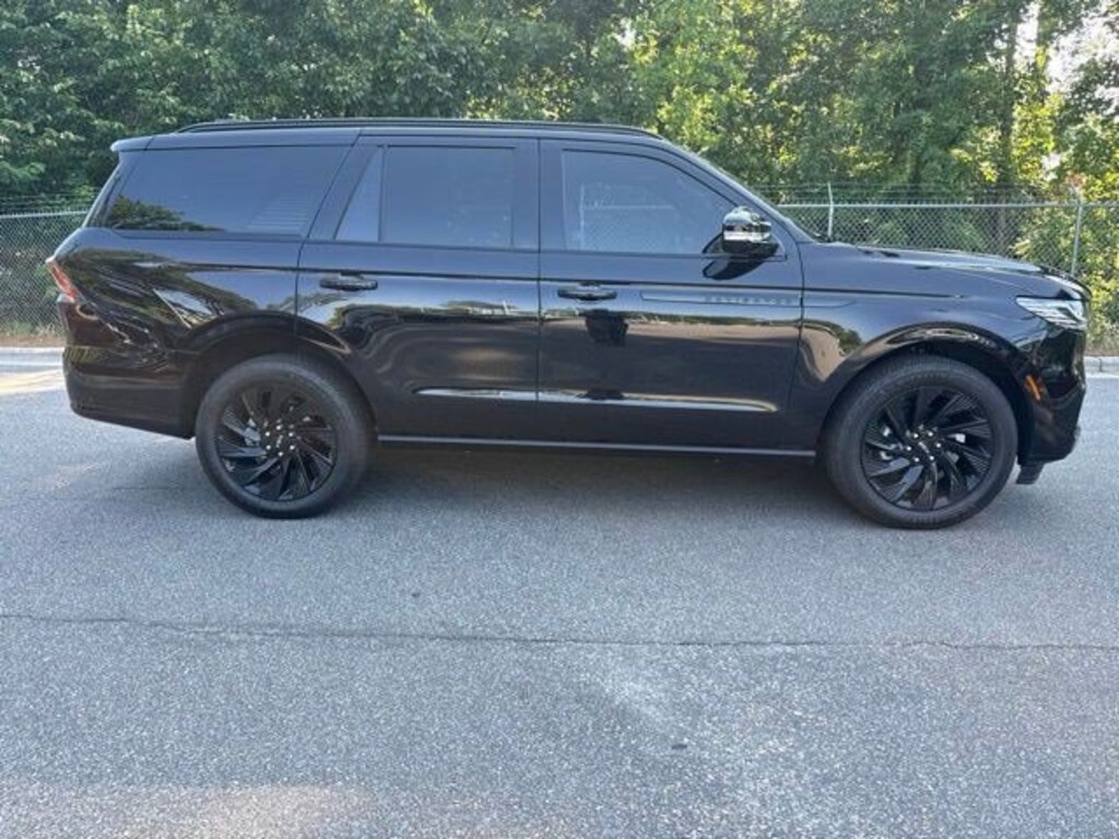 Used 2025 Lincoln Navigator Reserve SUV