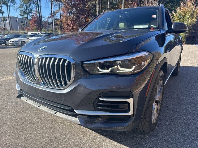 2022 BMW X5 40i's photo