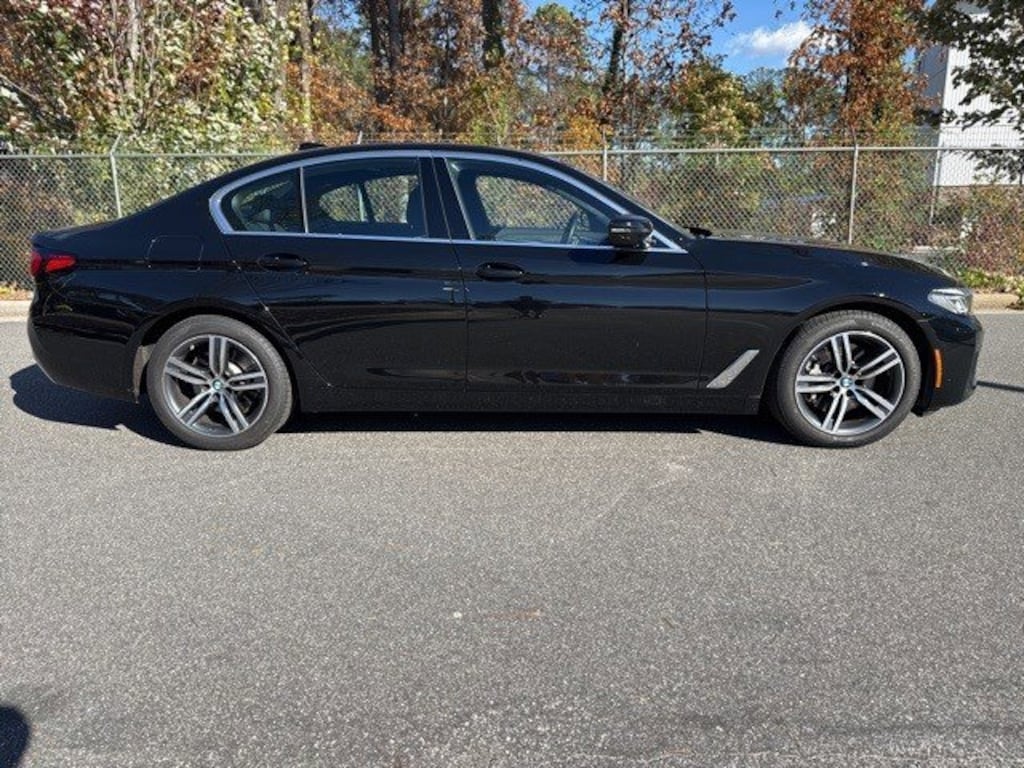 Used 2023 BMW 530i Sedan