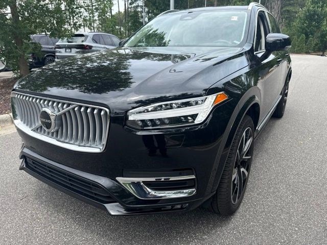 2025 Volvo XC90 B6 Plus Bright 7-Seater 4WD's photo