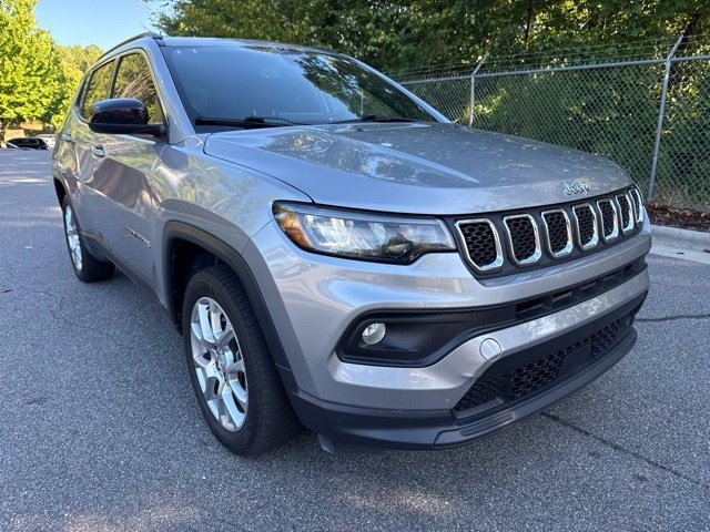 Used 2023 Jeep Compass Latitude Lux SUV