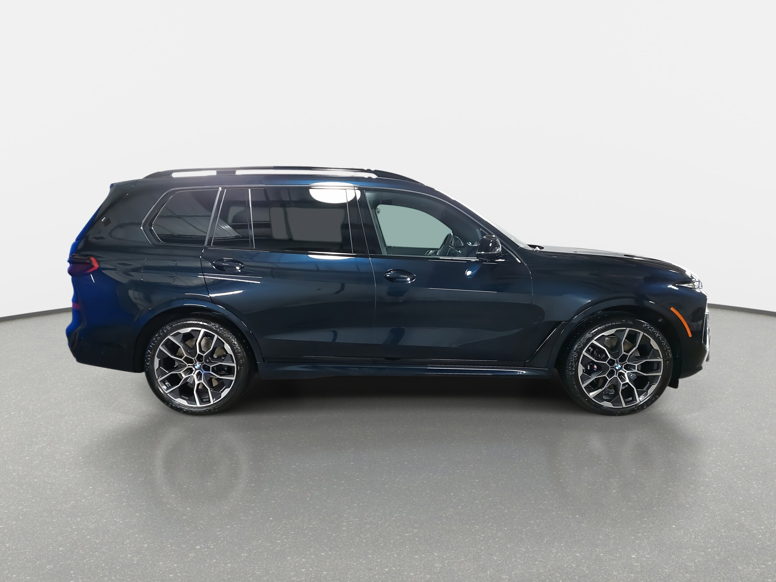 2026 Bmw X7 M60i photo 4