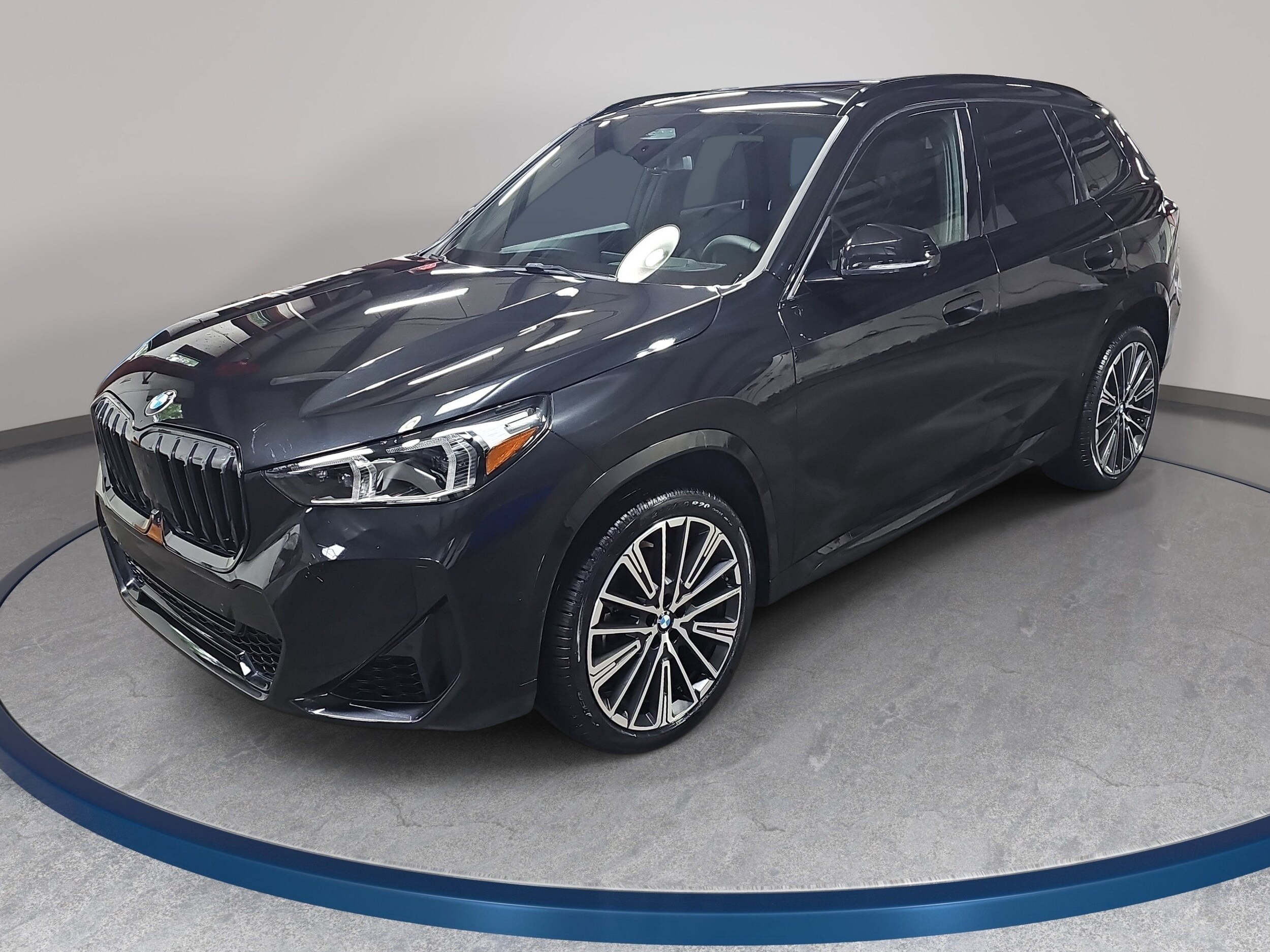 2023 BMW X1
