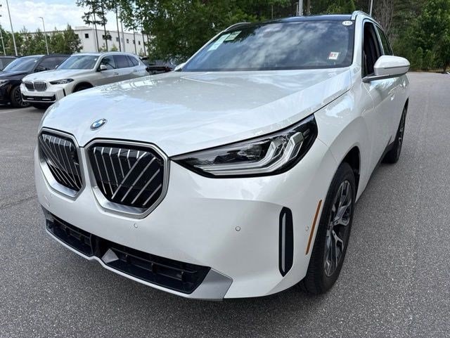 2025 BMW X3 30 XDRIVE's photo