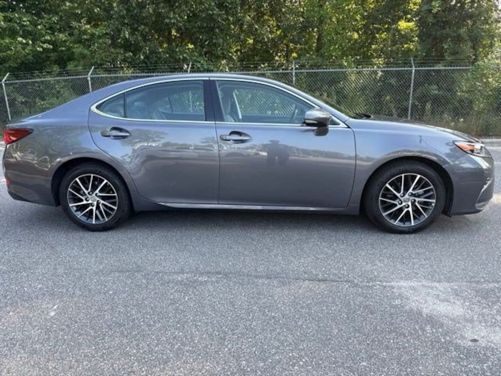 Used 2018 Lexus ES 350 Sedan
