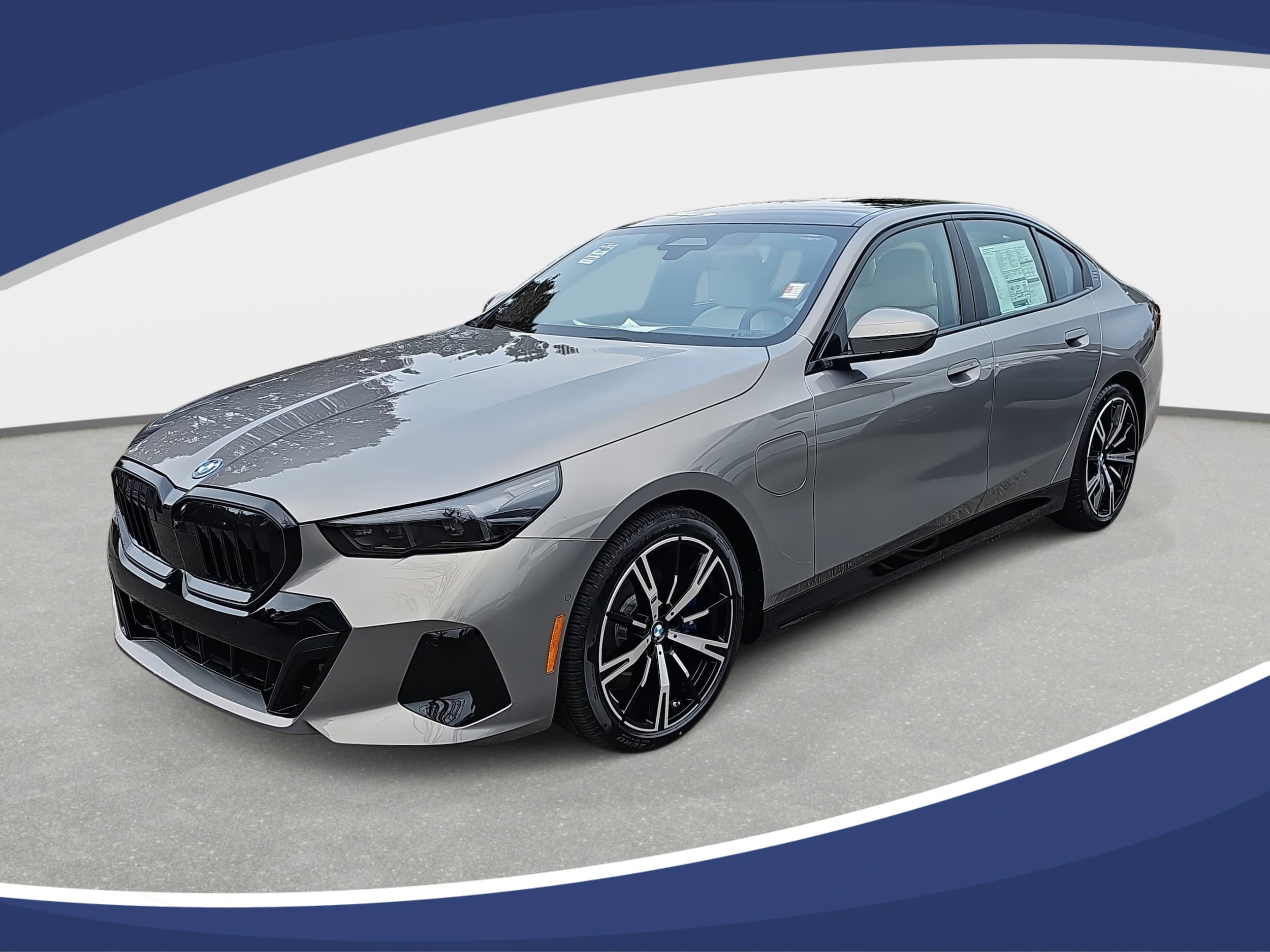 2026 BMW 5 Series 550e's photo