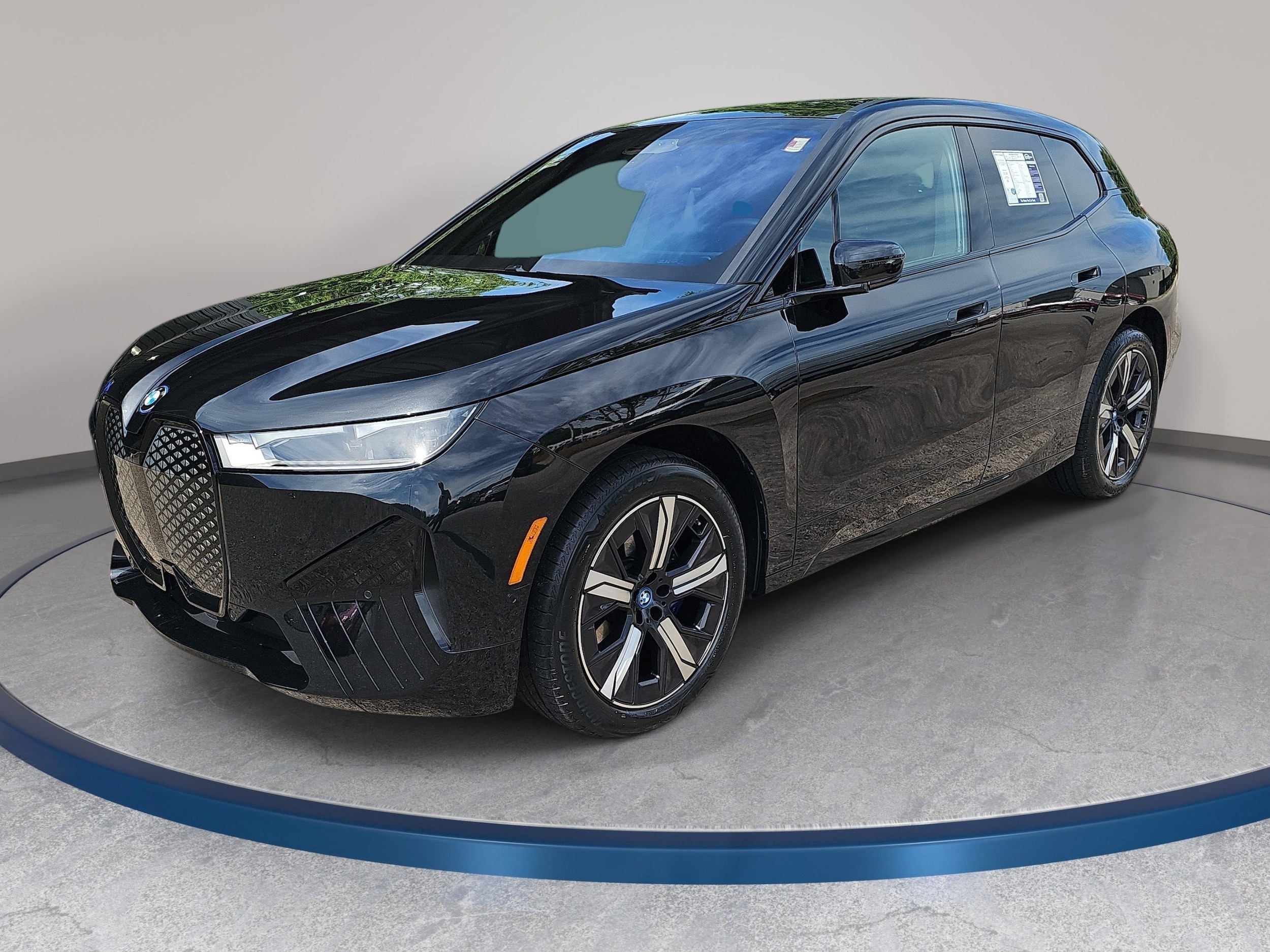 2025 BMW iX xDrive50's photo