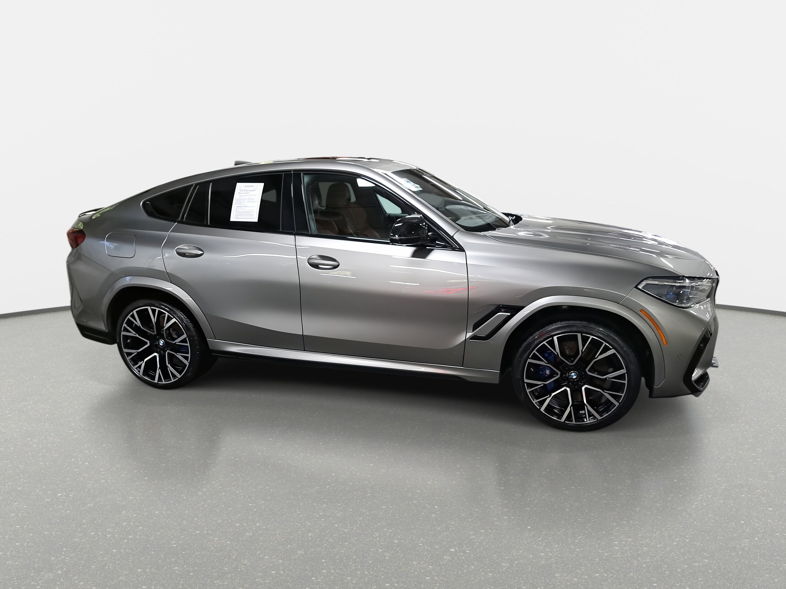 2021 Bmw X6 M photo 2