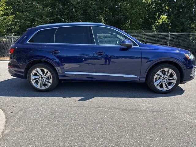 2021 Audi Q7 45 Premium Plus photo 4