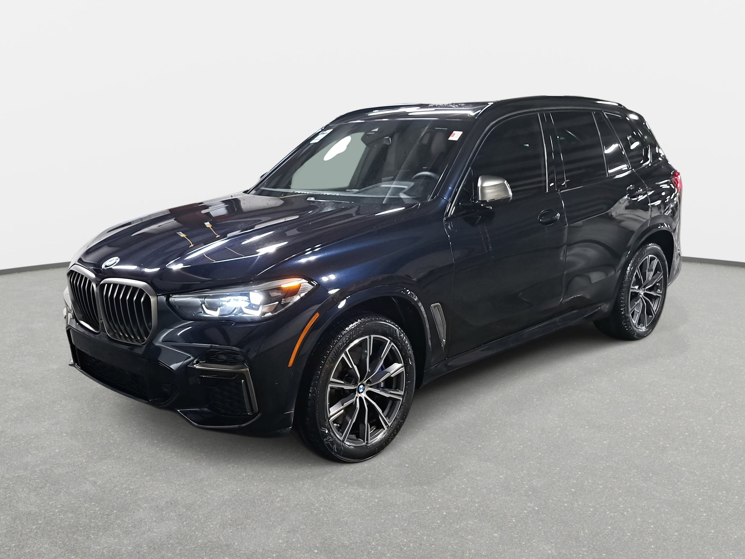 2023 BMW X5 M50i's photo