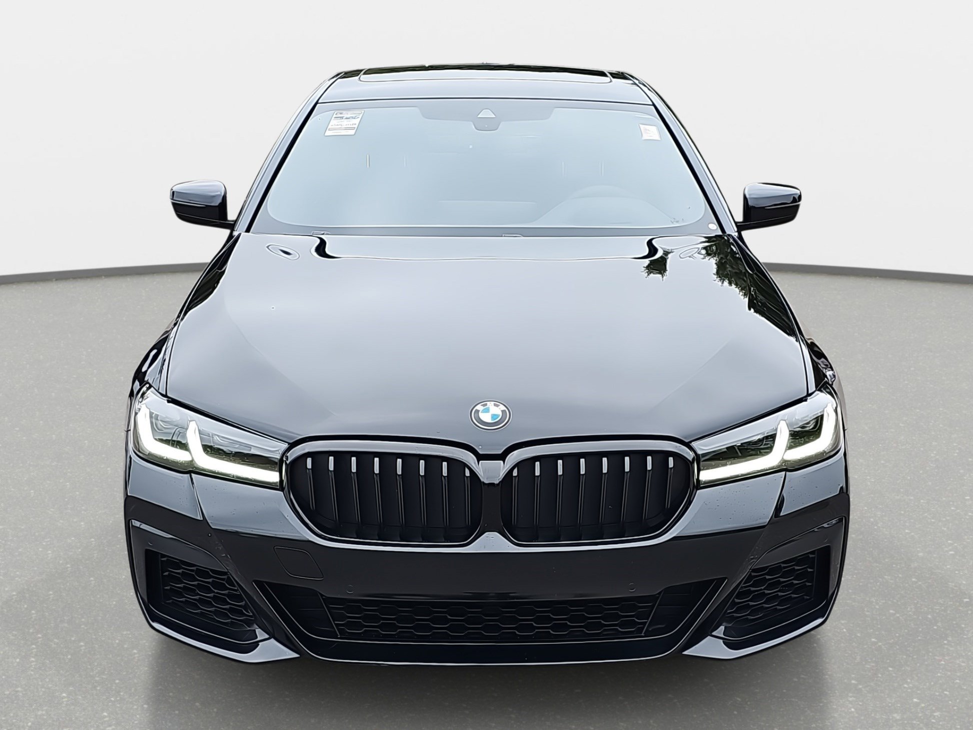 2021 Bmw M550i xDrive photo 2