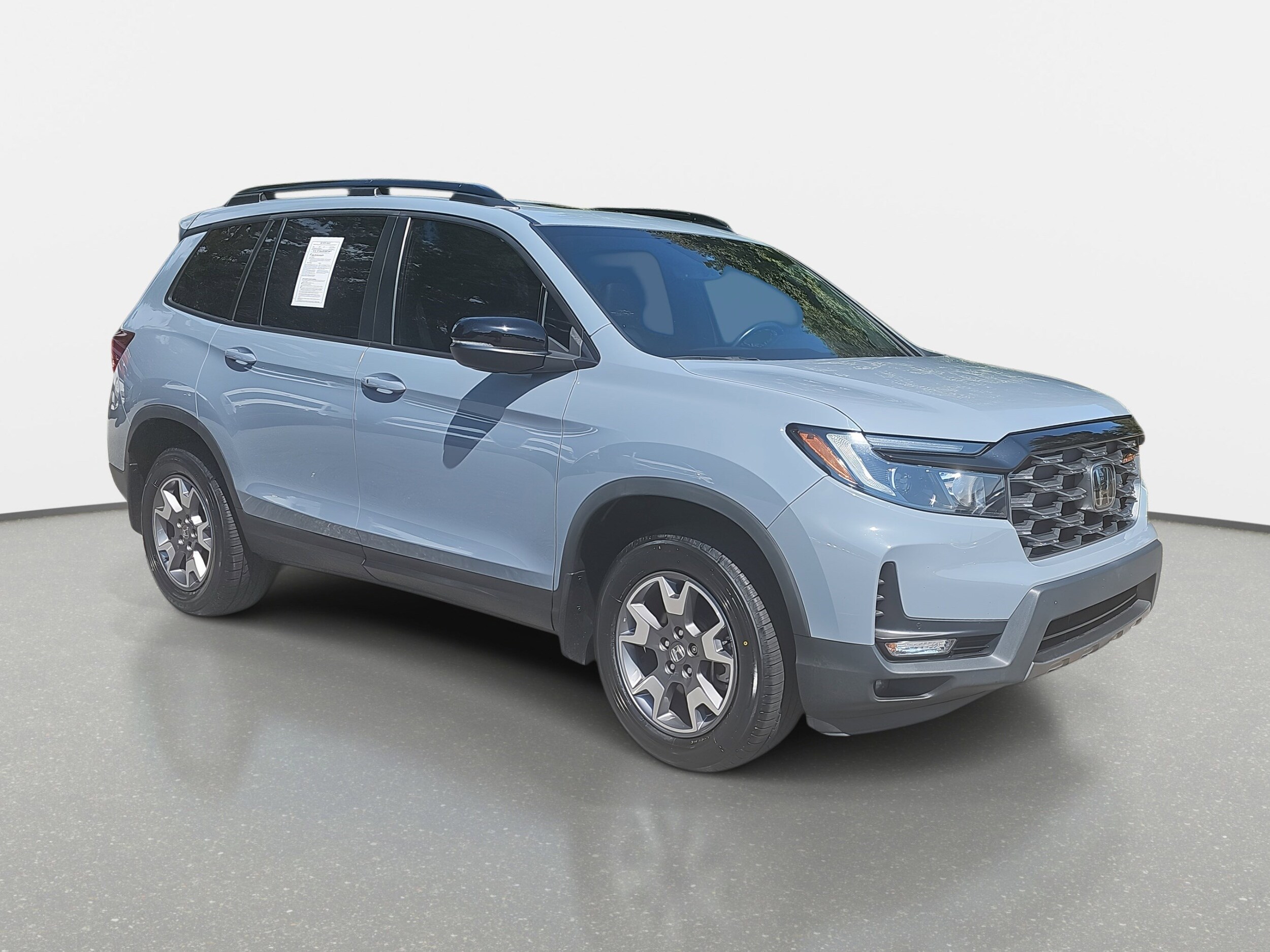 2023 Honda Passport TrailSport photo 2