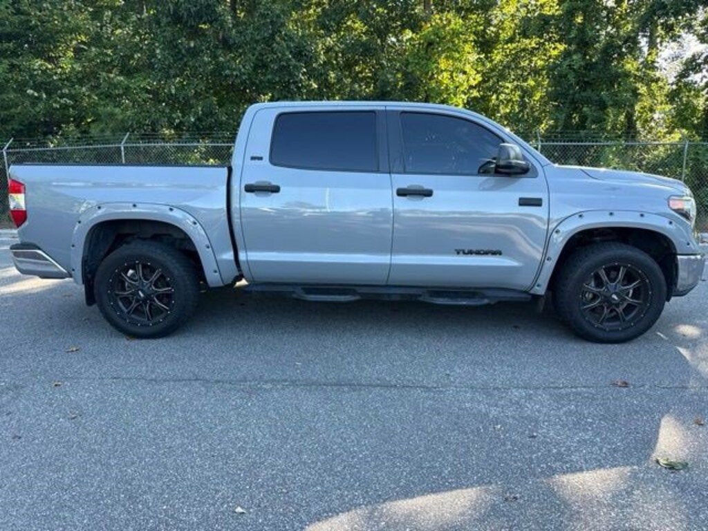 Used 2020 Toyota Tundra SR5 5.7L V8 Truck CrewMax