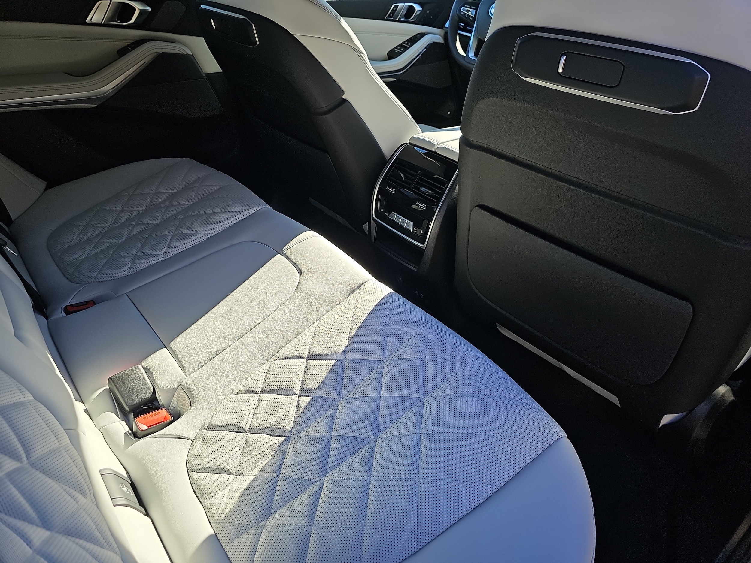 2026 BMW X5 50e - Photo 11