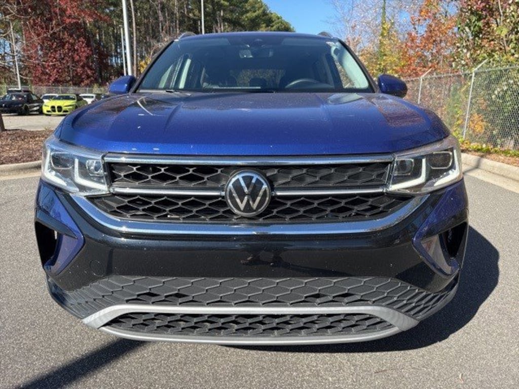 Used 2024 Volkswagen Taos 1.5T SEL SUV