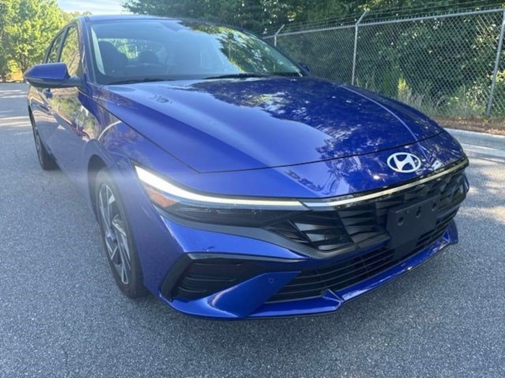 Used 2024 Hyundai Elantra Hybrid Limited Sedan
