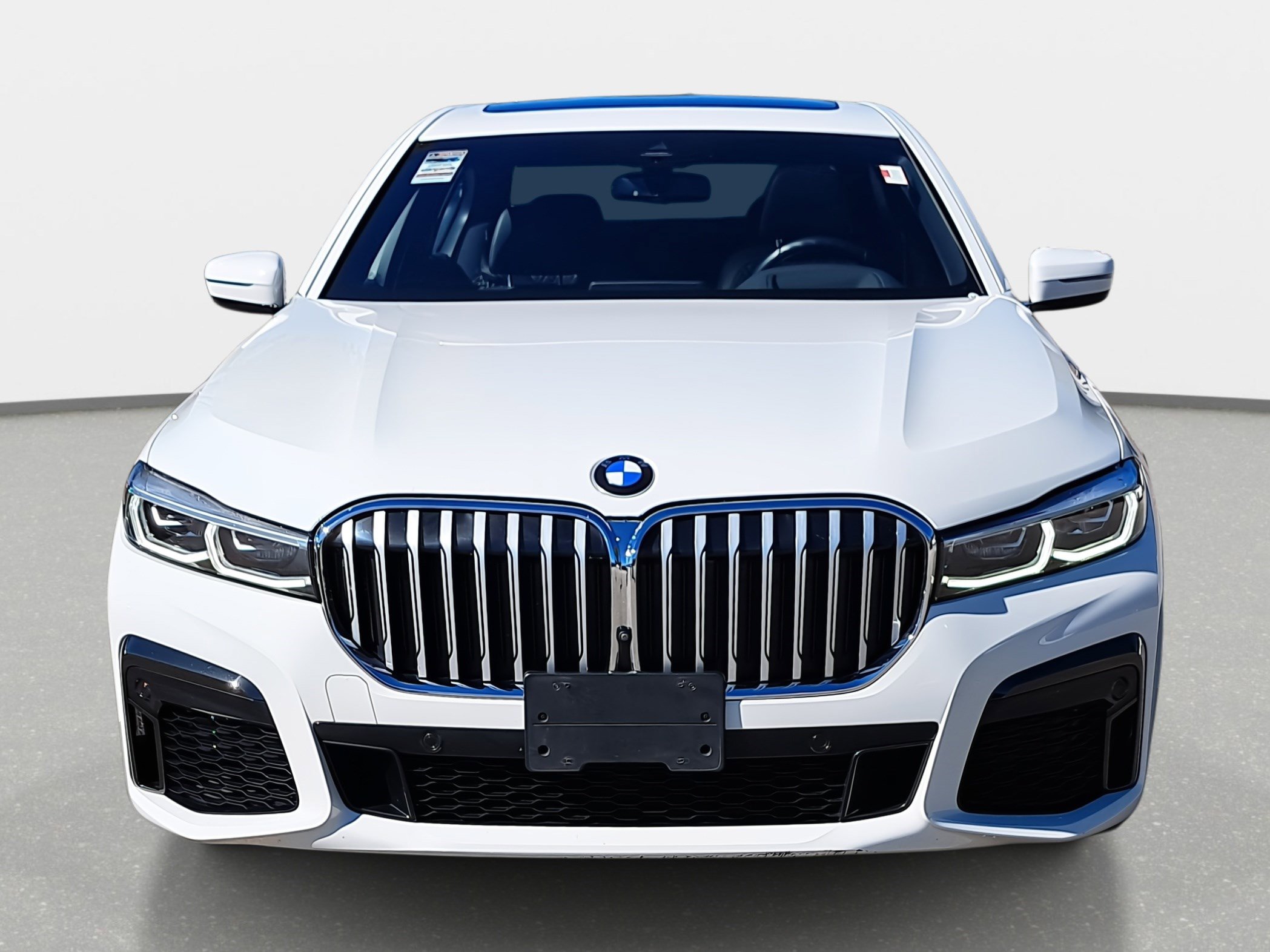 2022 Bmw 750i xDrive photo 2
