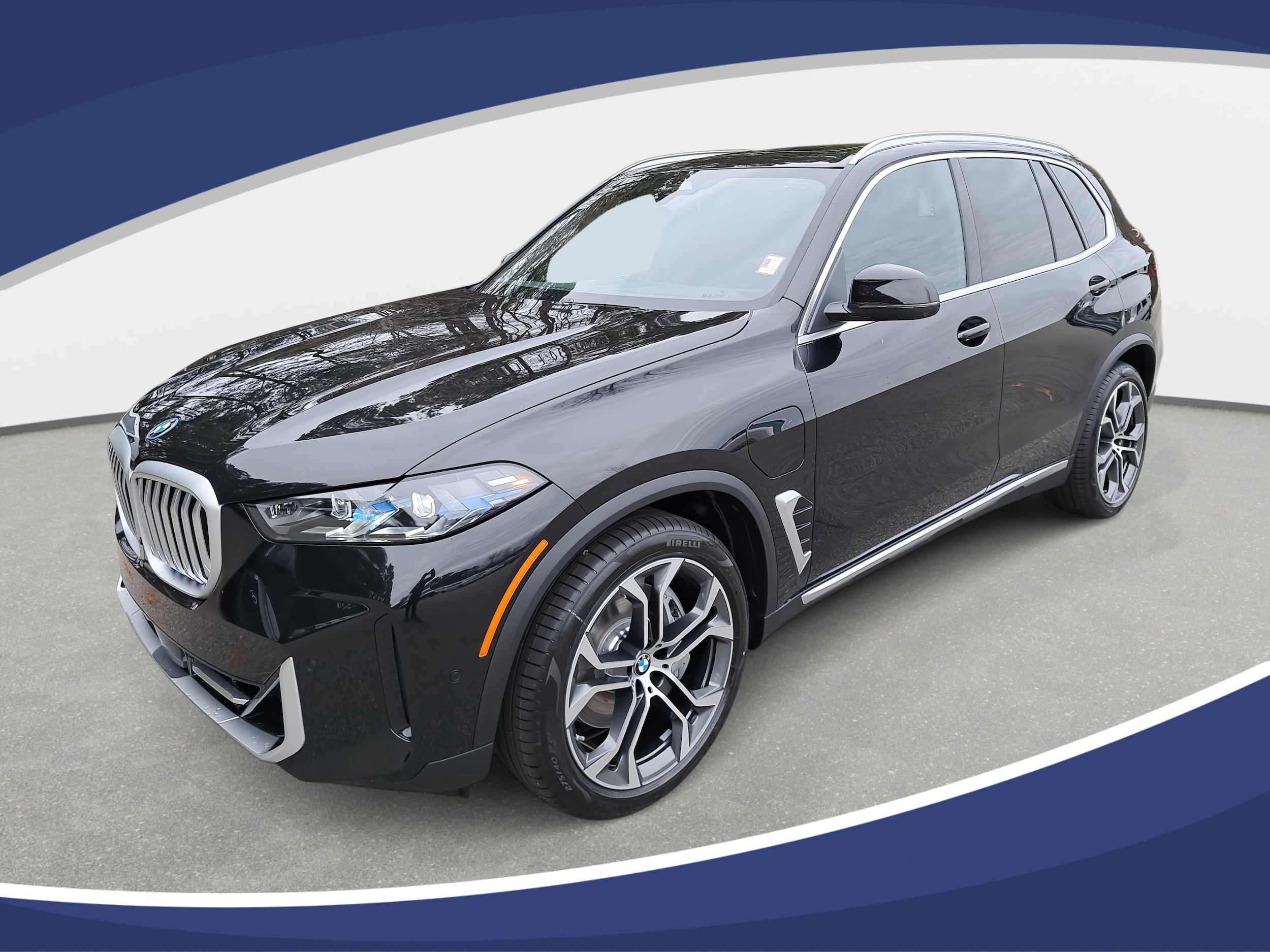 2026 BMW X5 50e's photo