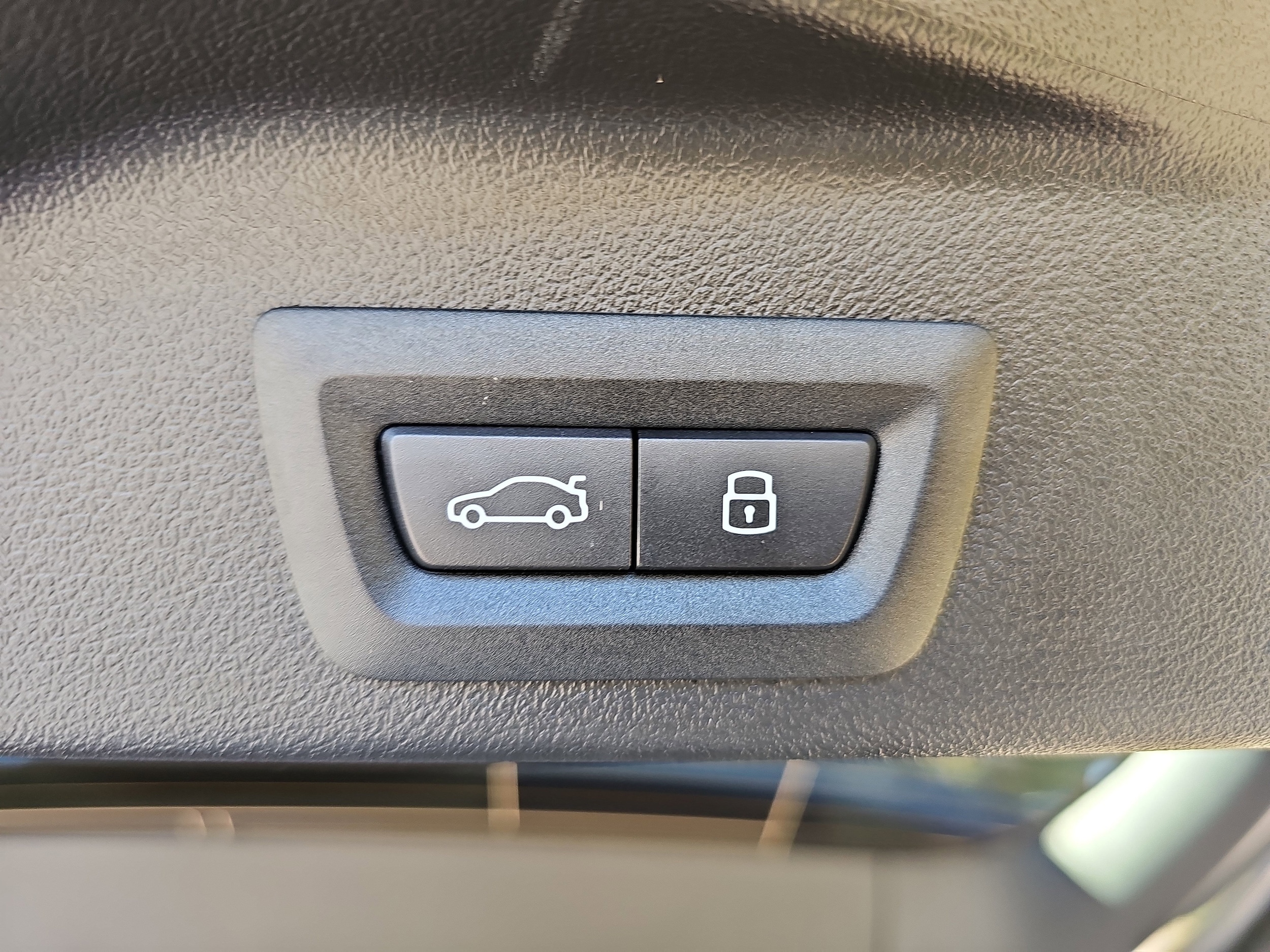 2026 BMW X5 50e - Photo 13