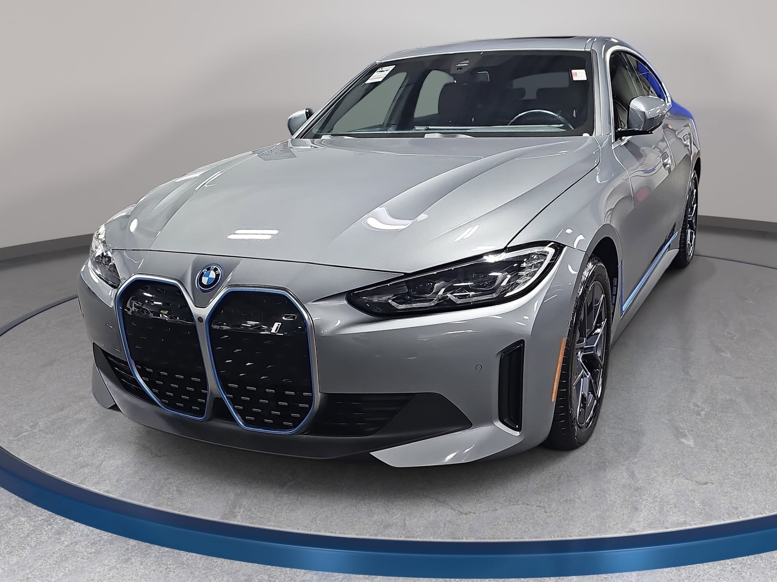 2023 BMW i4 eDrive40's photo
