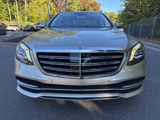 2020 Mercedes Benz S 560 photo 2